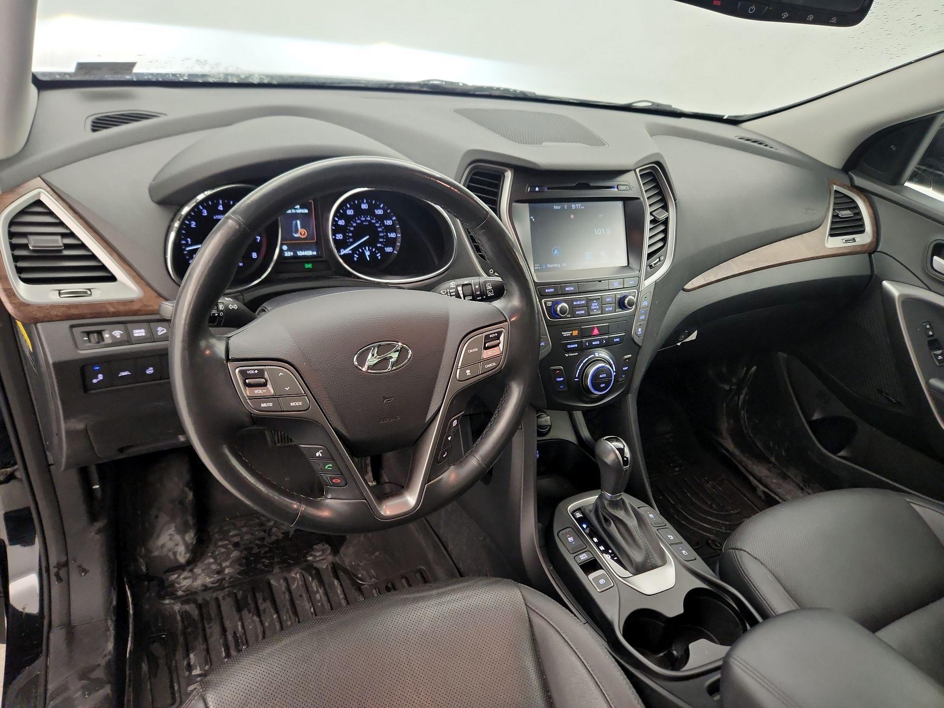 Thumbnail: 2017 Hyundai Santa Fe - 9