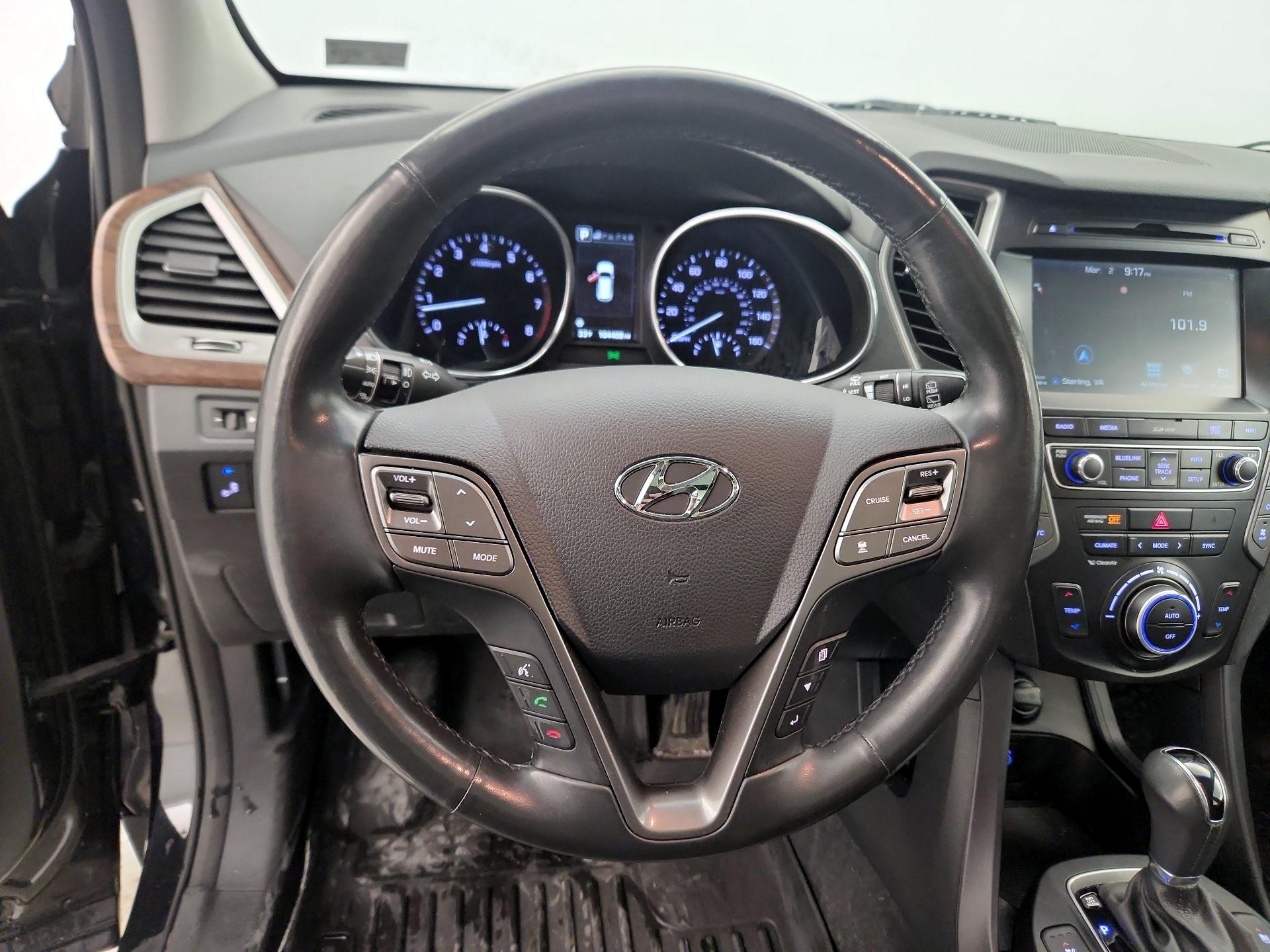 Thumbnail: 2017 Hyundai Santa Fe - 10