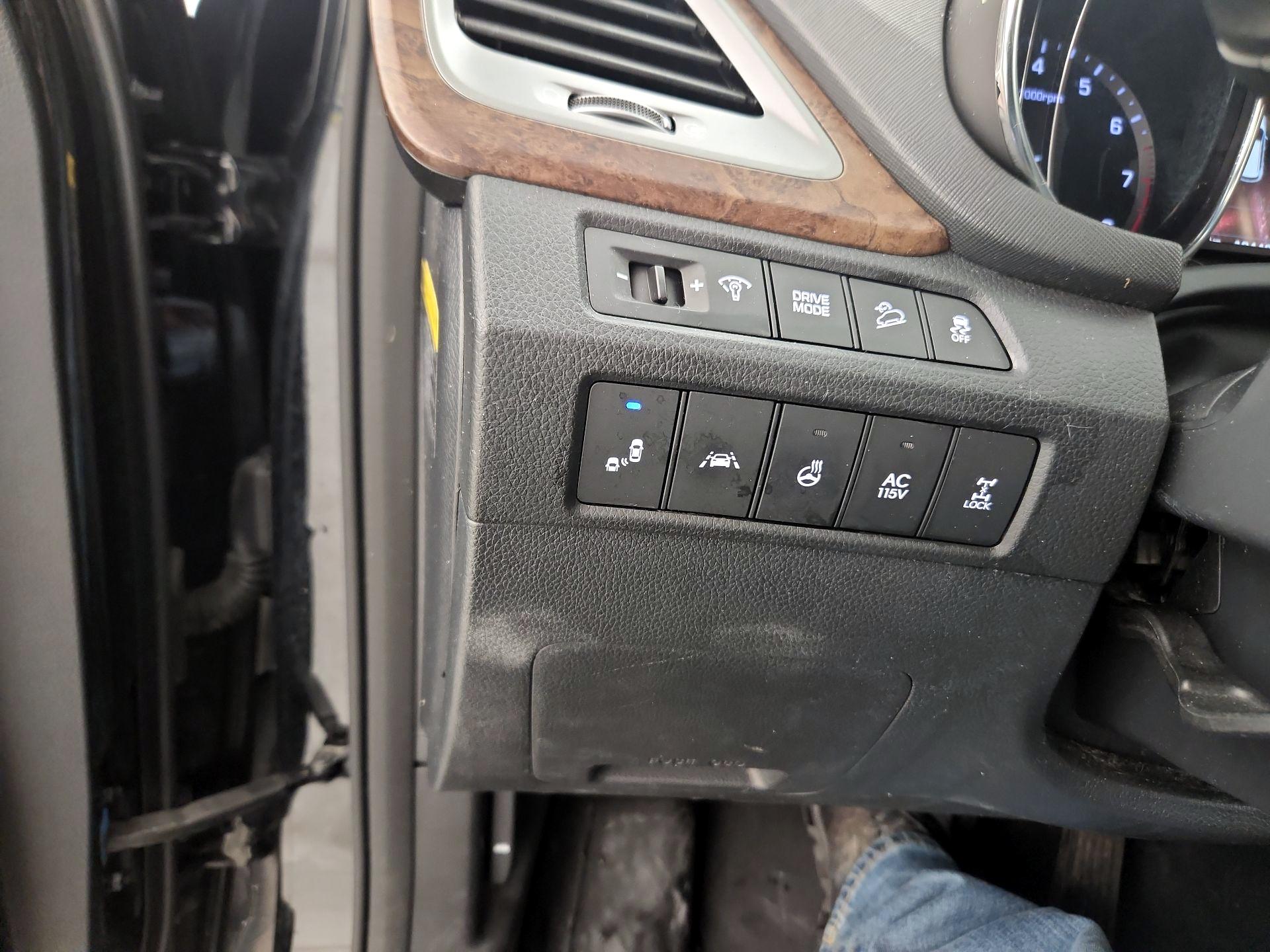 Thumbnail: 2017 Hyundai Santa Fe - 13