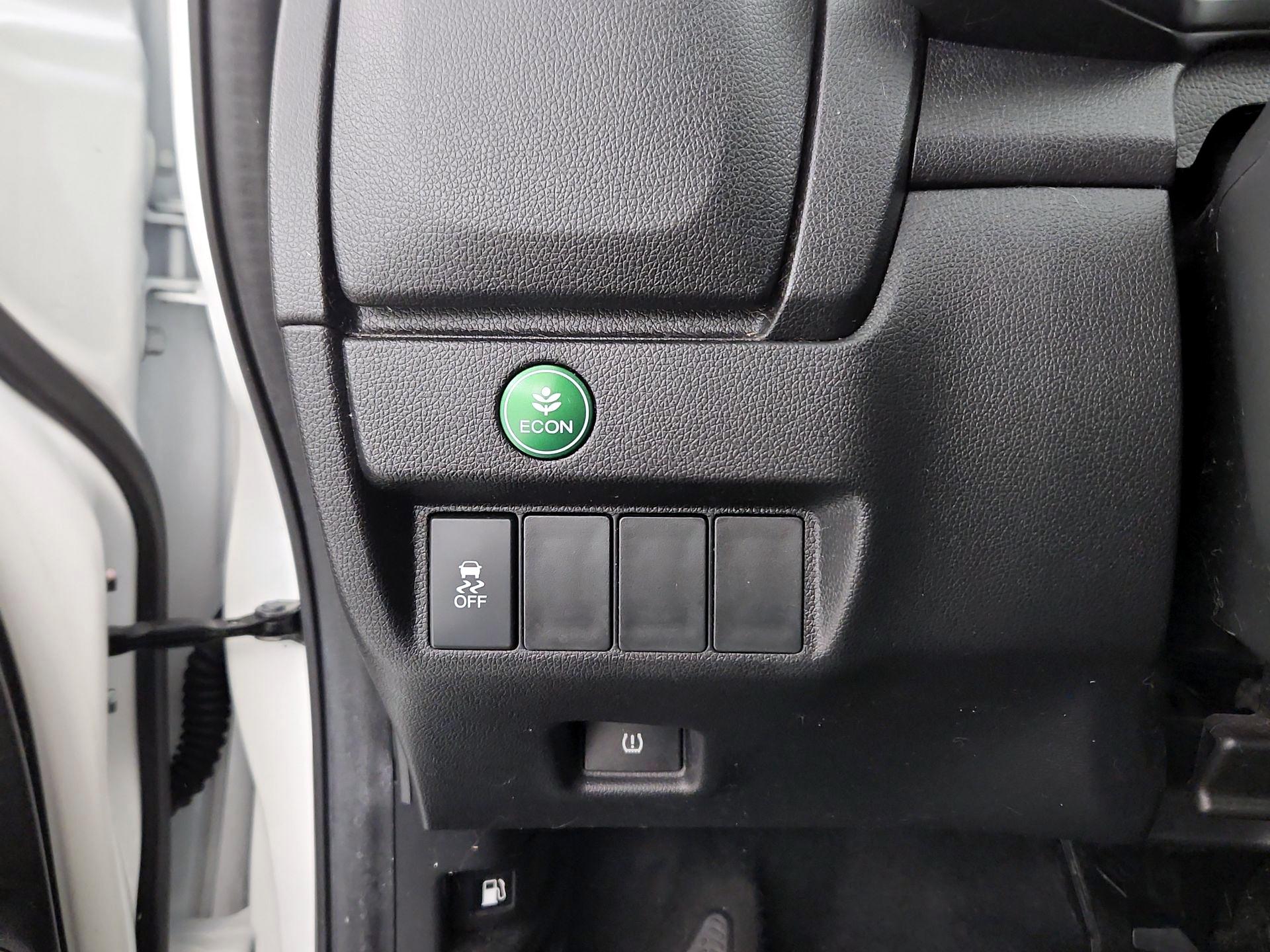 Thumbnail: 2016 Honda Fit - 13