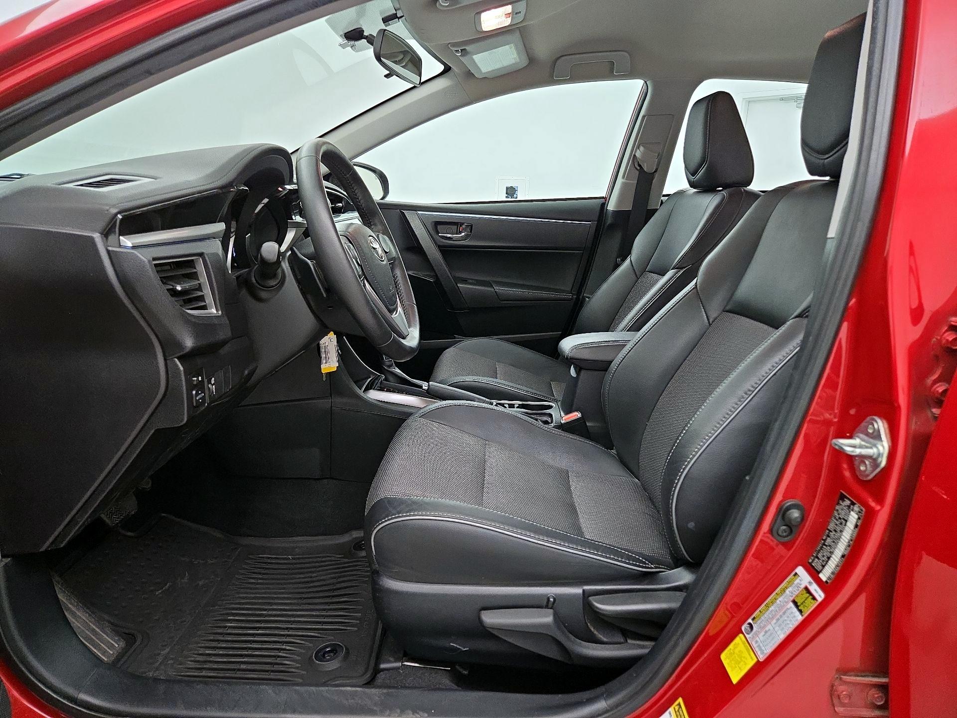 Thumbnail: 2015 Toyota Corolla - 11