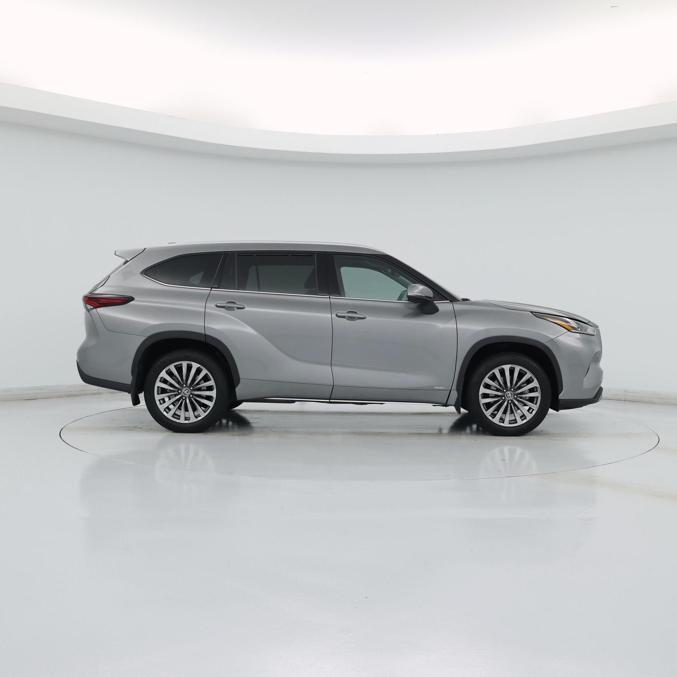 Thumbnail: 2025 Toyota Highlander - 7