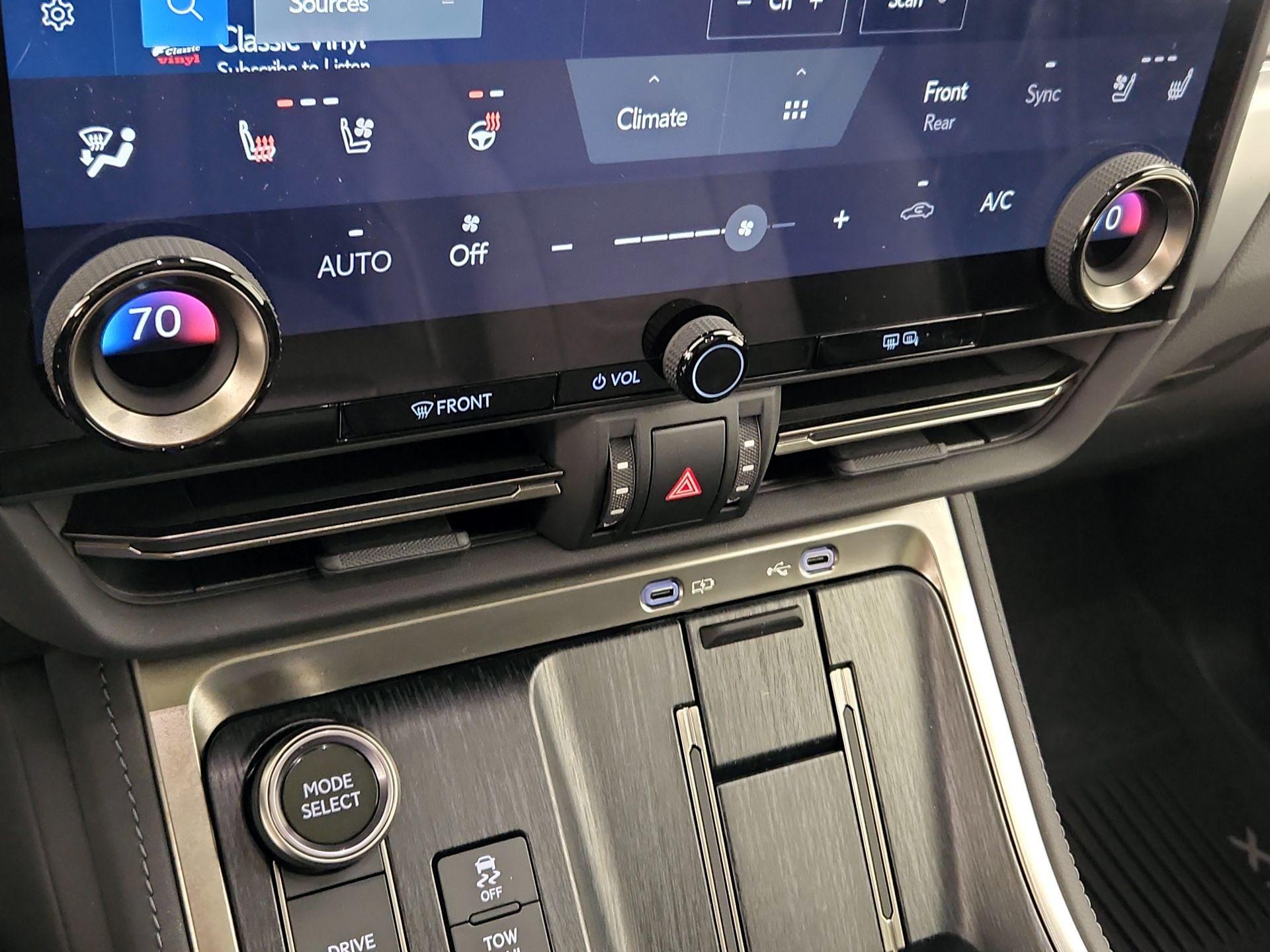 Thumbnail: 2025 Lexus GX - 17