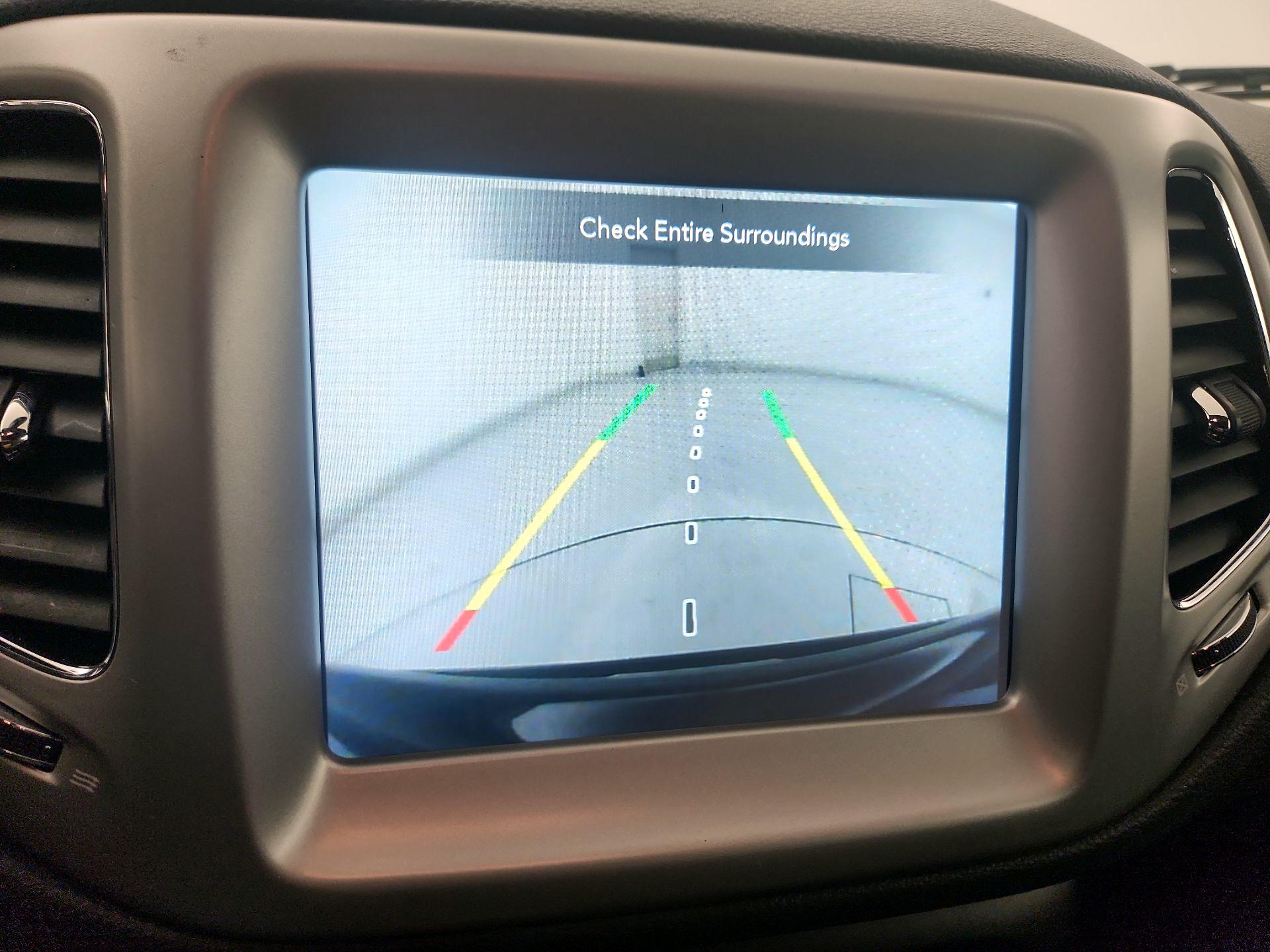 Thumbnail: 2021 Jeep Compass - 15