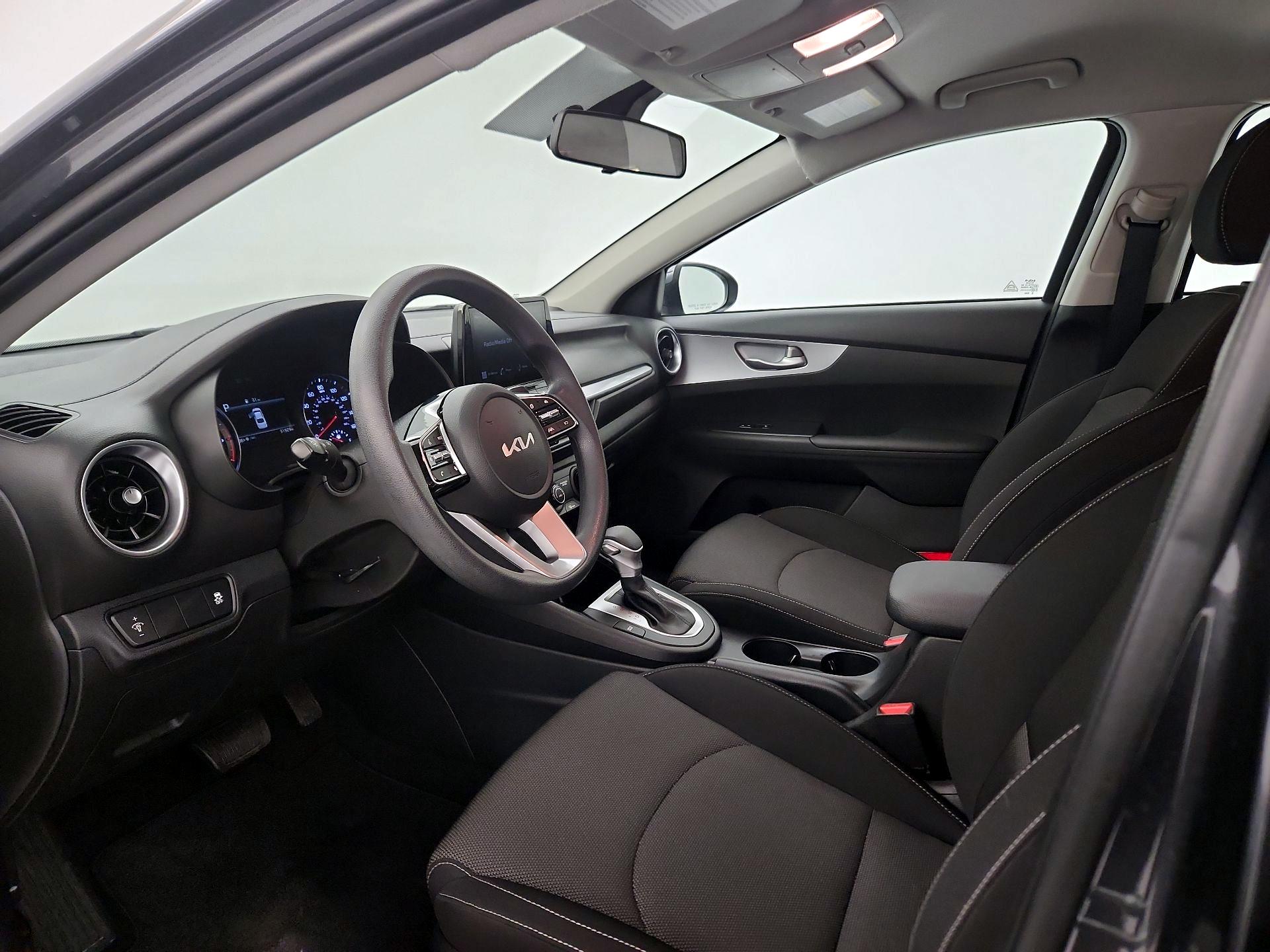 Thumbnail: 2023 Kia Forte - 11