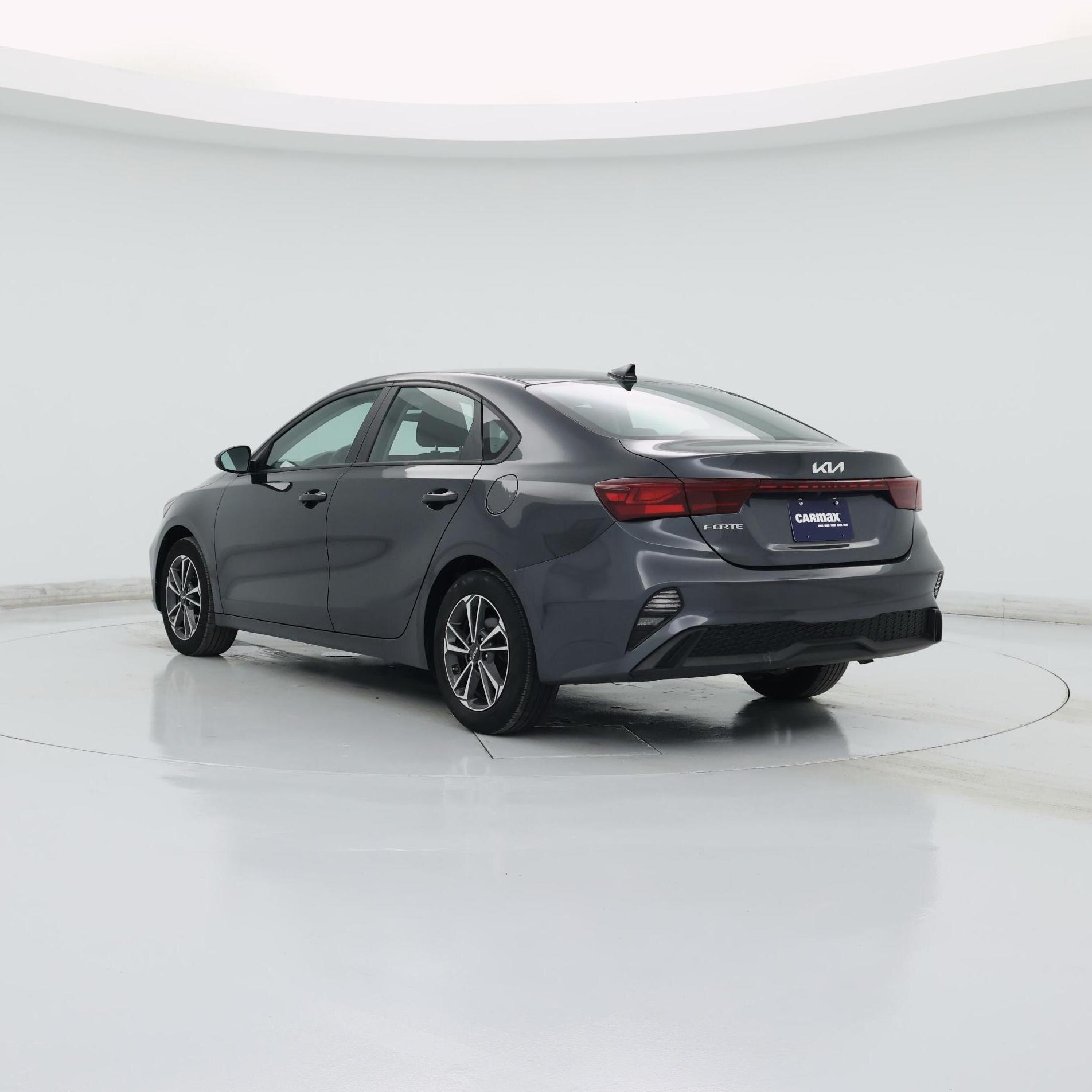 Thumbnail: 2023 Kia Forte - 2