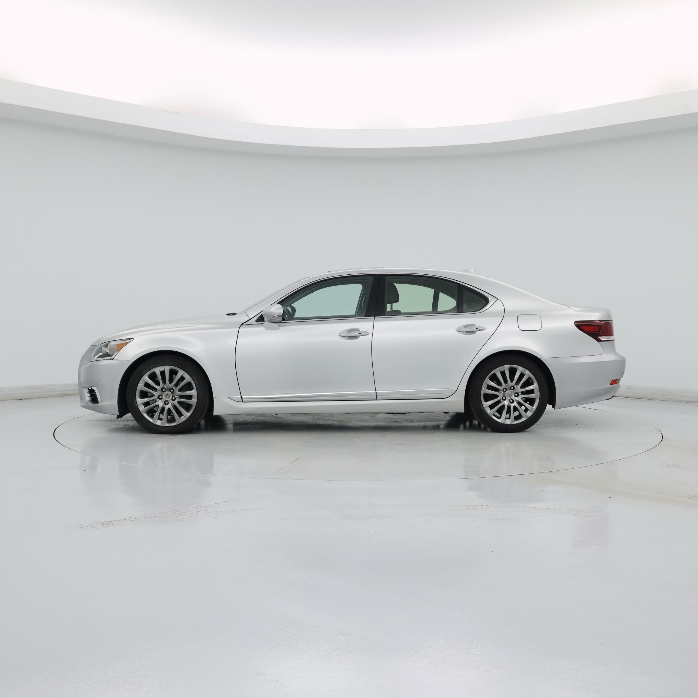 Thumbnail: 2014 Lexus LS - 3