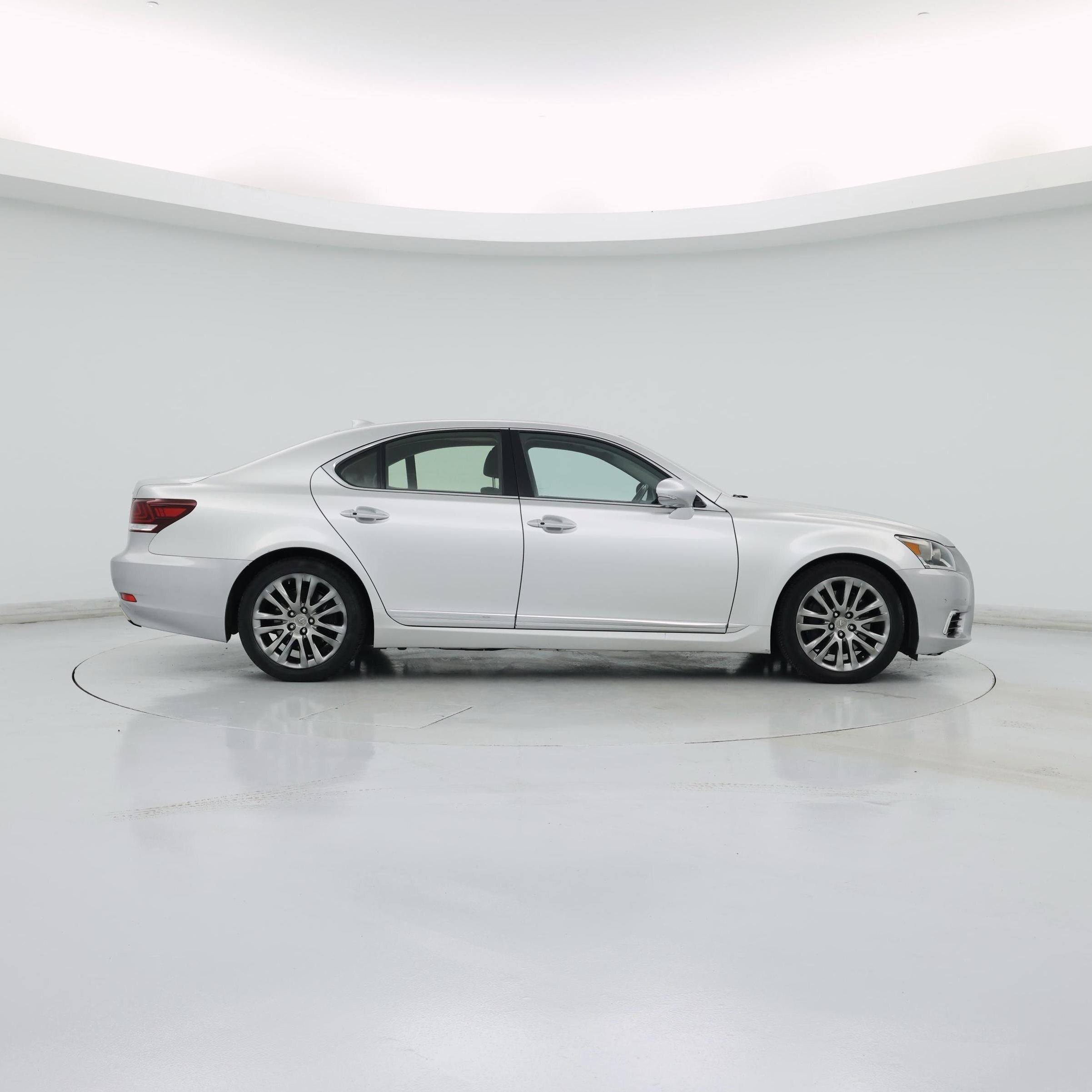 Thumbnail: 2014 Lexus LS - 7