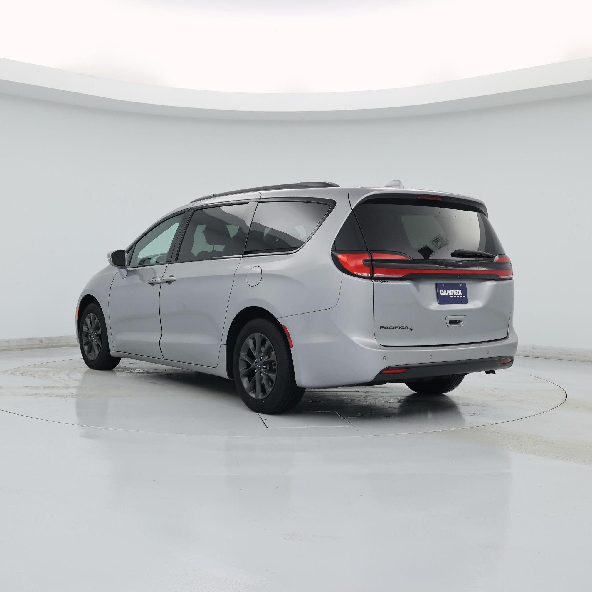 Thumbnail: 2021 Chrysler Pacifica - 2