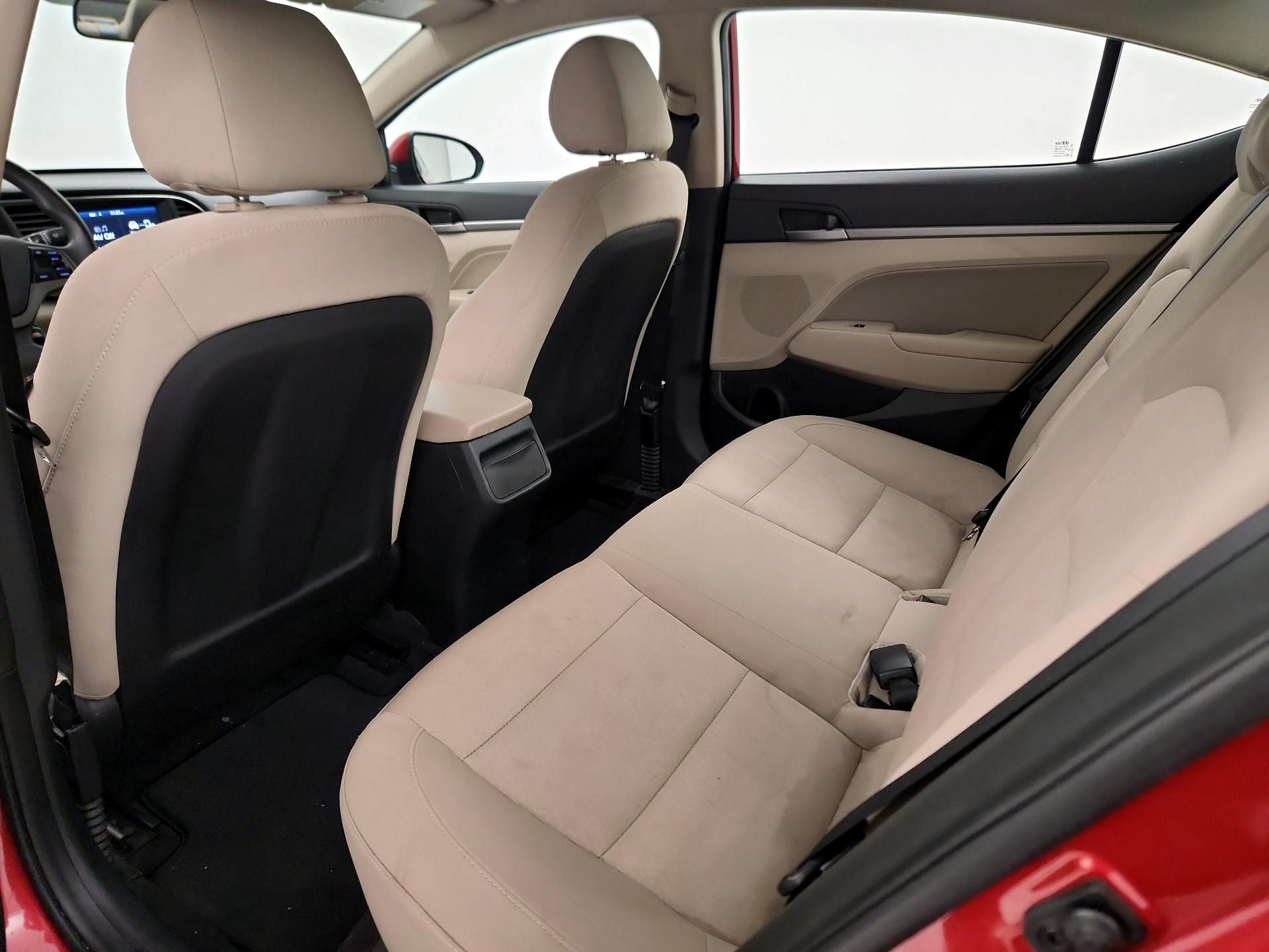 Thumbnail: 2017 Hyundai Elantra - 19