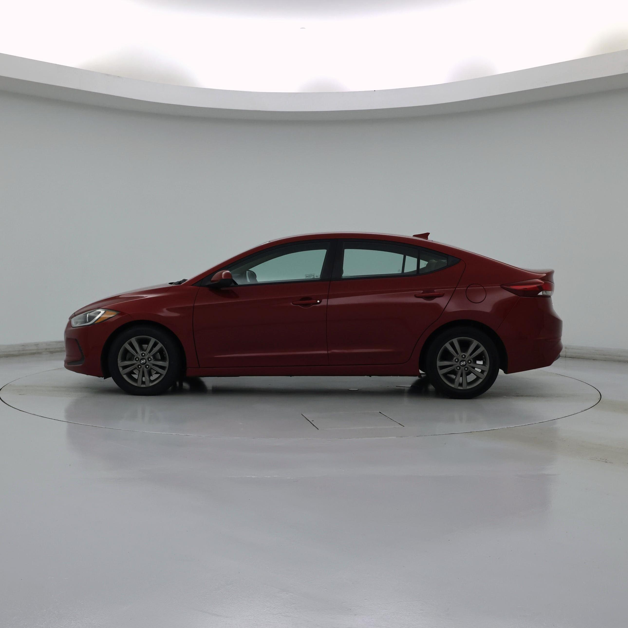 Thumbnail: 2017 Hyundai Elantra - 3