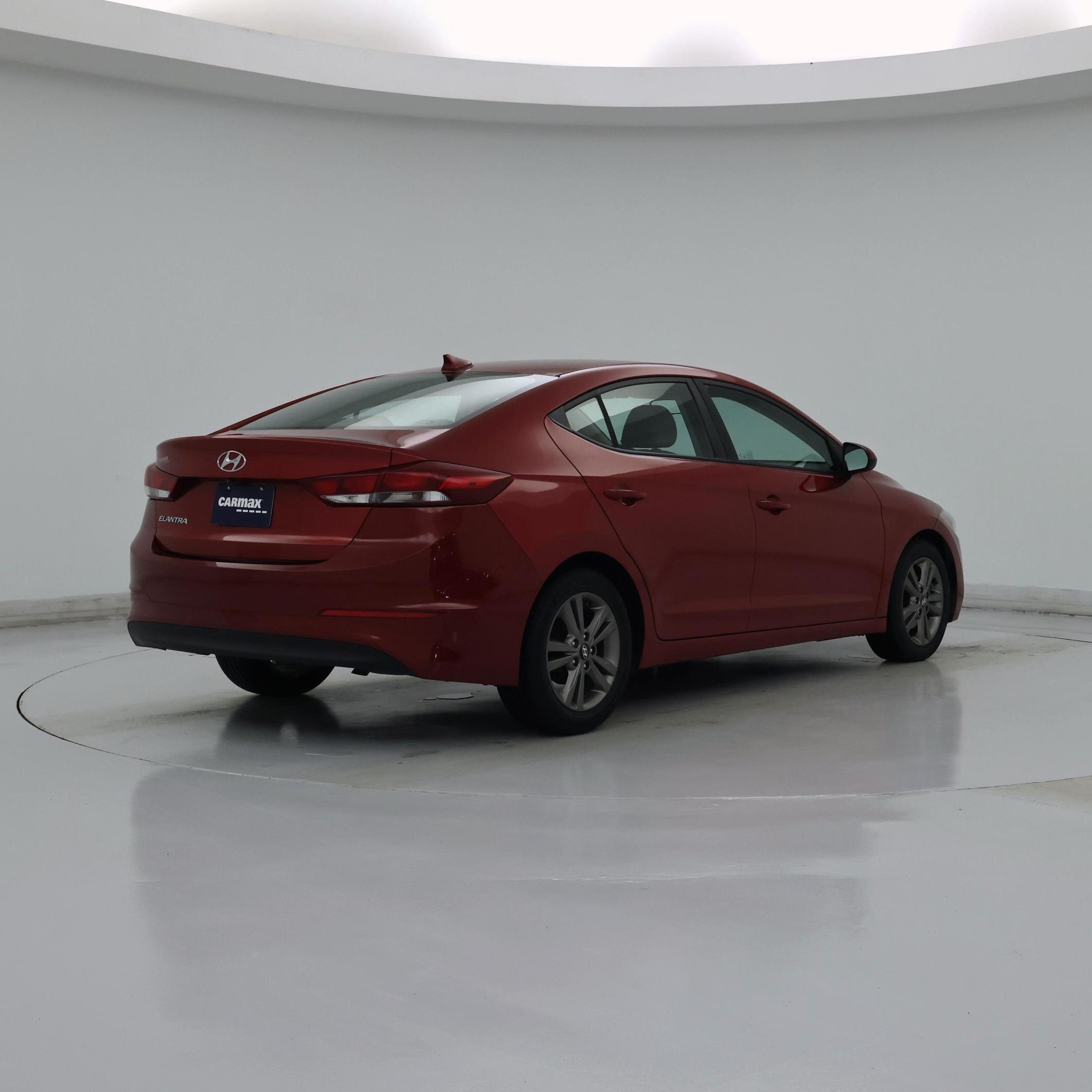 Thumbnail: 2017 Hyundai Elantra - 8