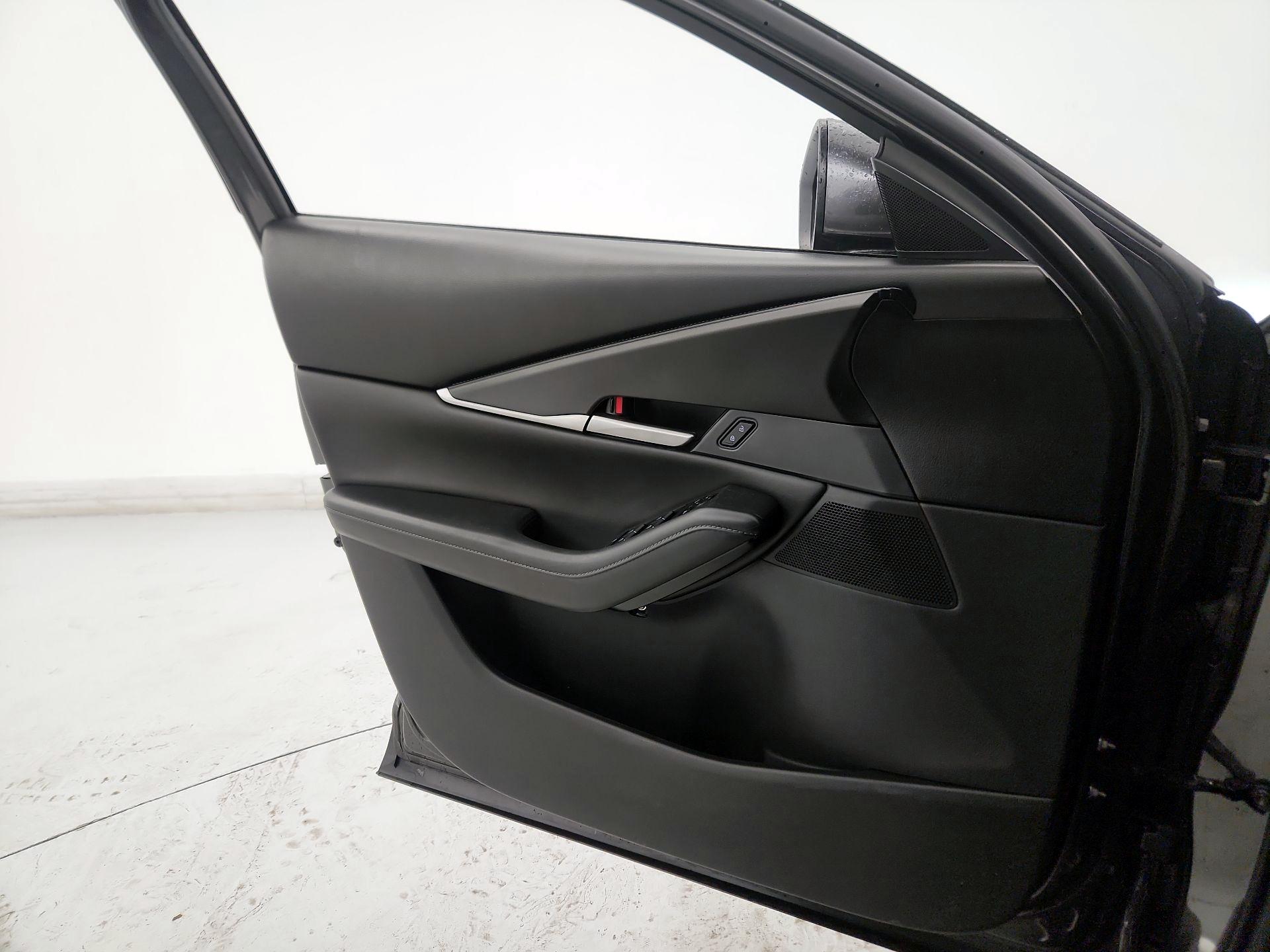 Thumbnail: 2023 Mazda CX-30 - 12