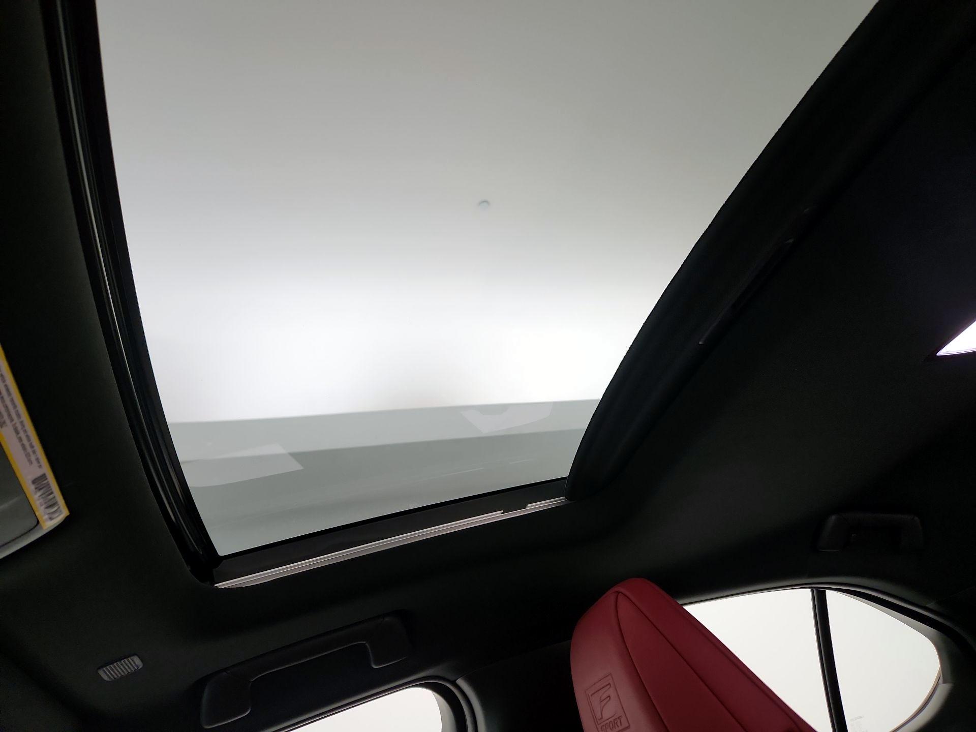 Thumbnail: 2023 Lexus UX - 20