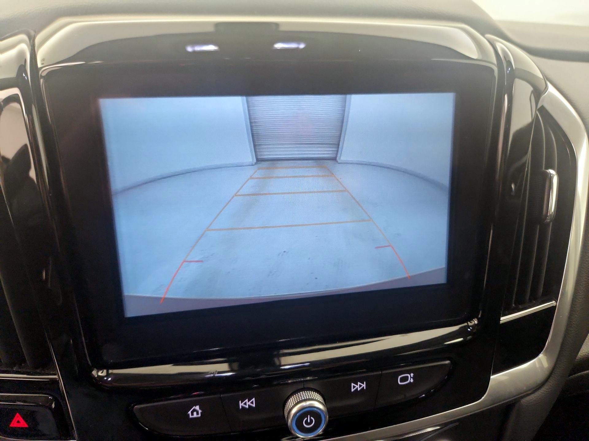Thumbnail: 2019 Chevrolet Traverse - 14