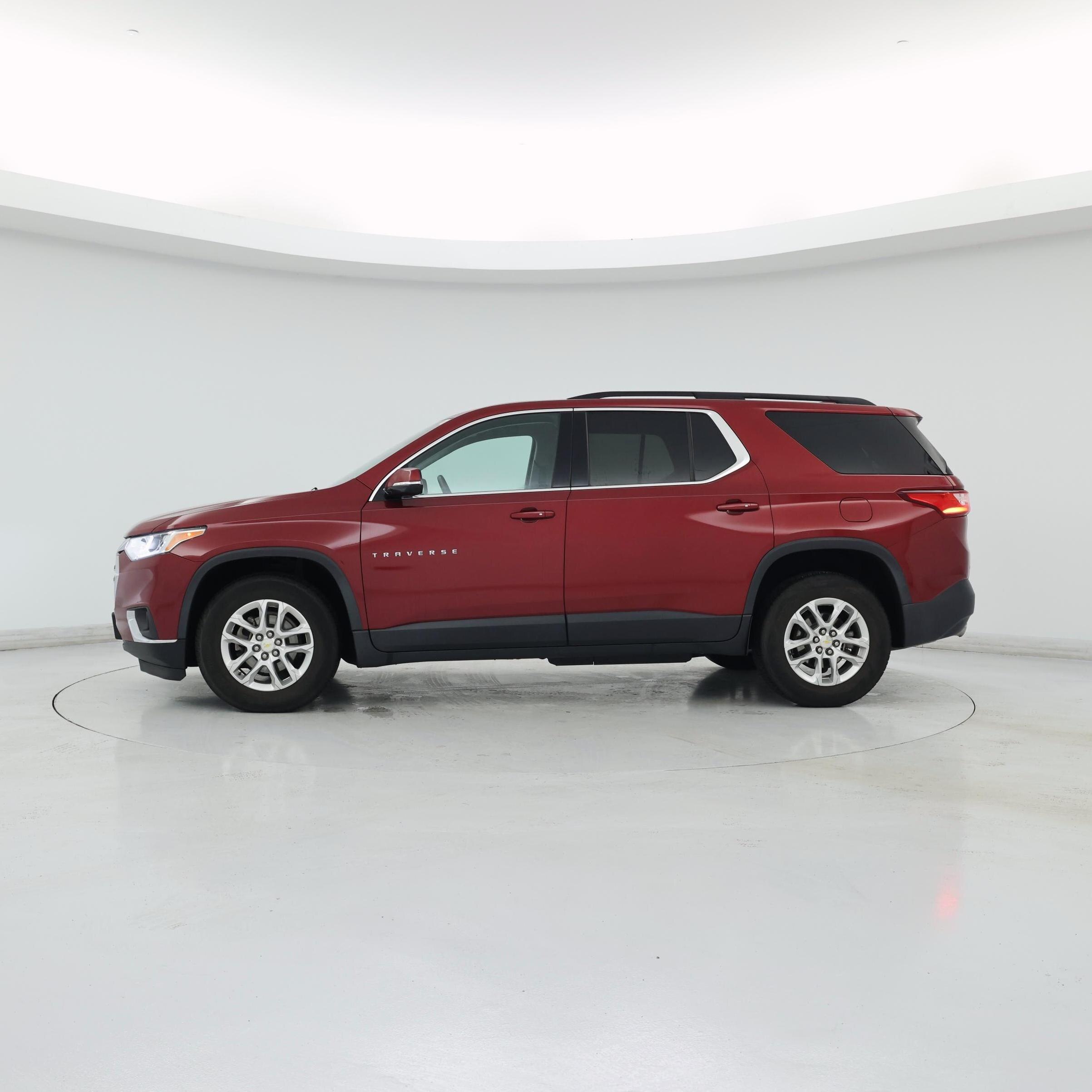 Thumbnail: 2019 Chevrolet Traverse - 3