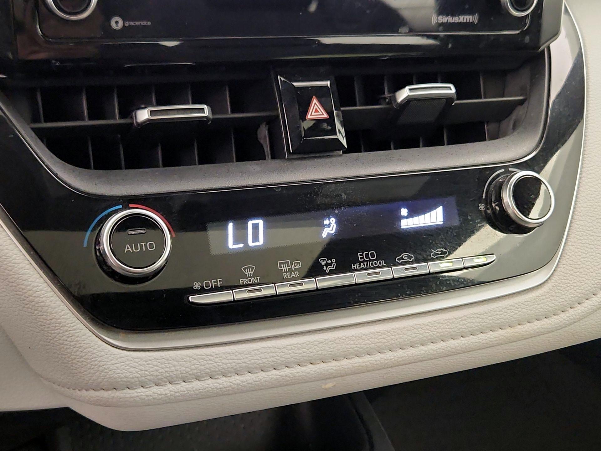 Thumbnail: 2021 Toyota Corolla - 16