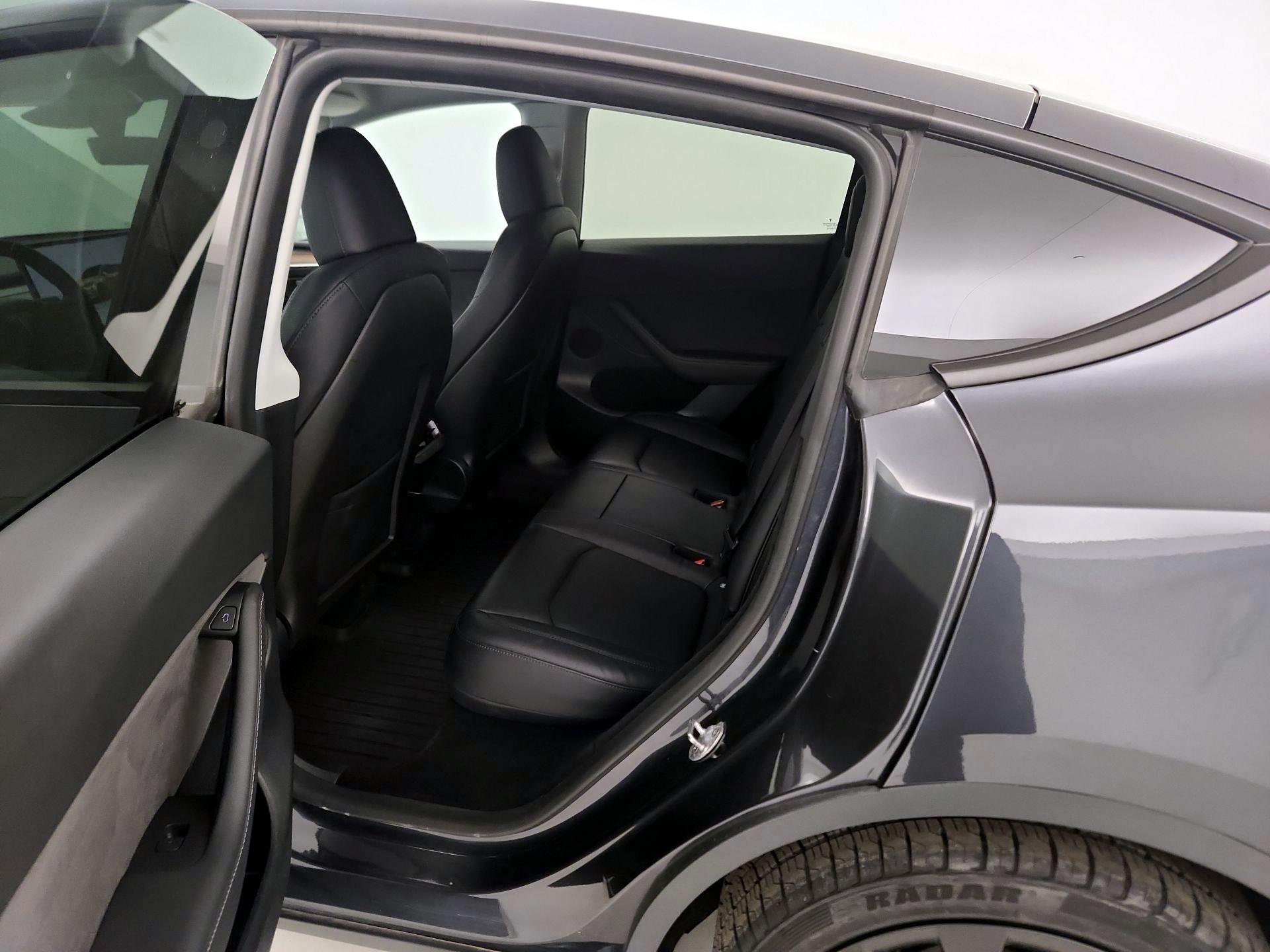 Thumbnail: 2024 Tesla Model Y - 19