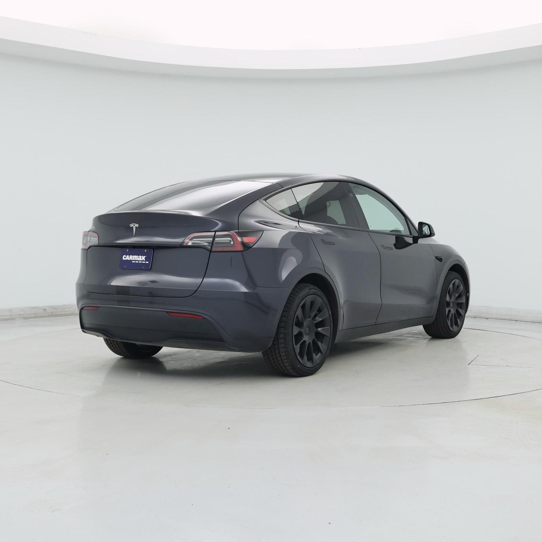 Thumbnail: 2024 Tesla Model Y - 8
