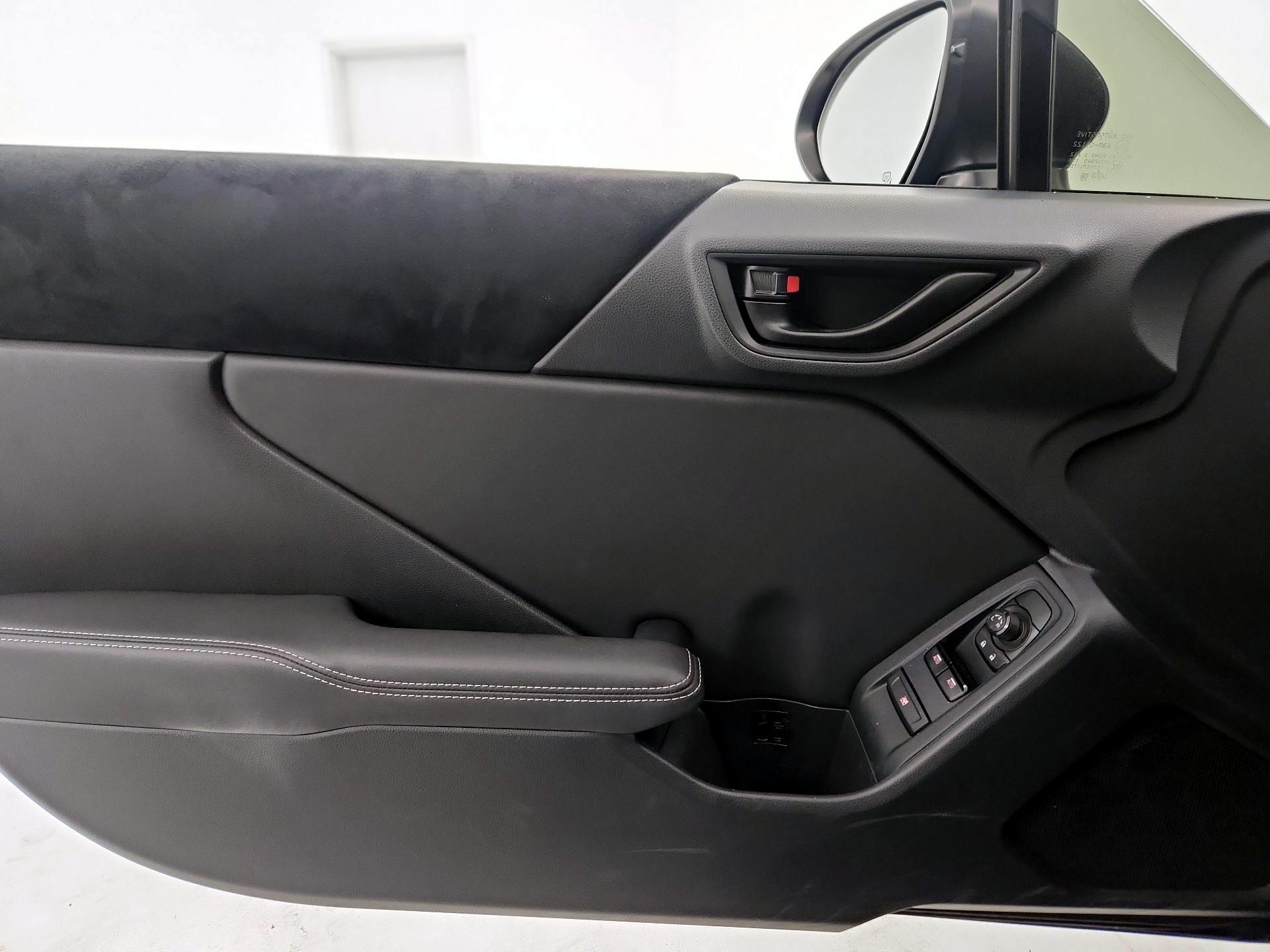 Thumbnail: 2023 Toyota GR86 - 12