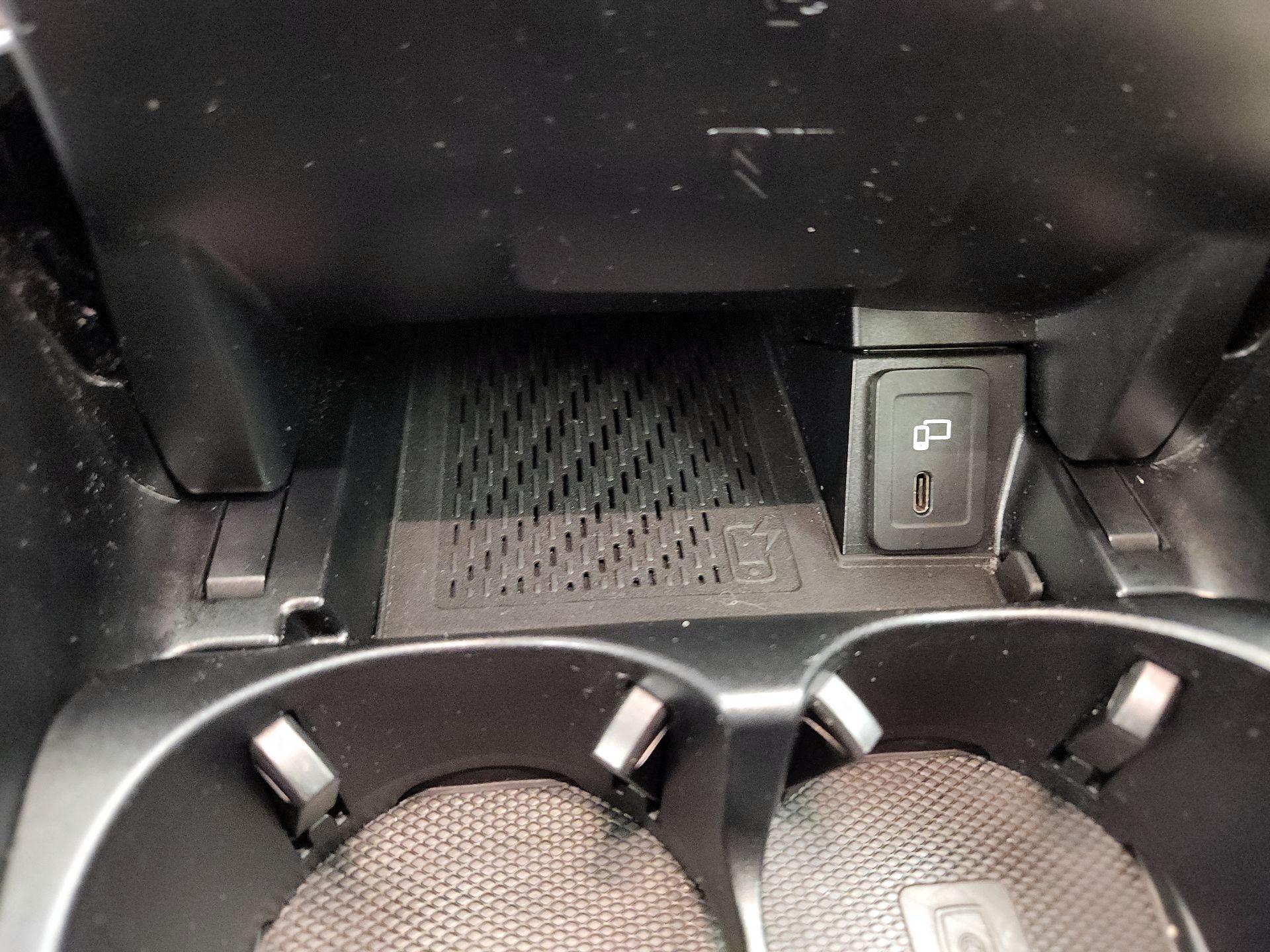 Thumbnail: 2020 Mercedes-Benz GLC - 19