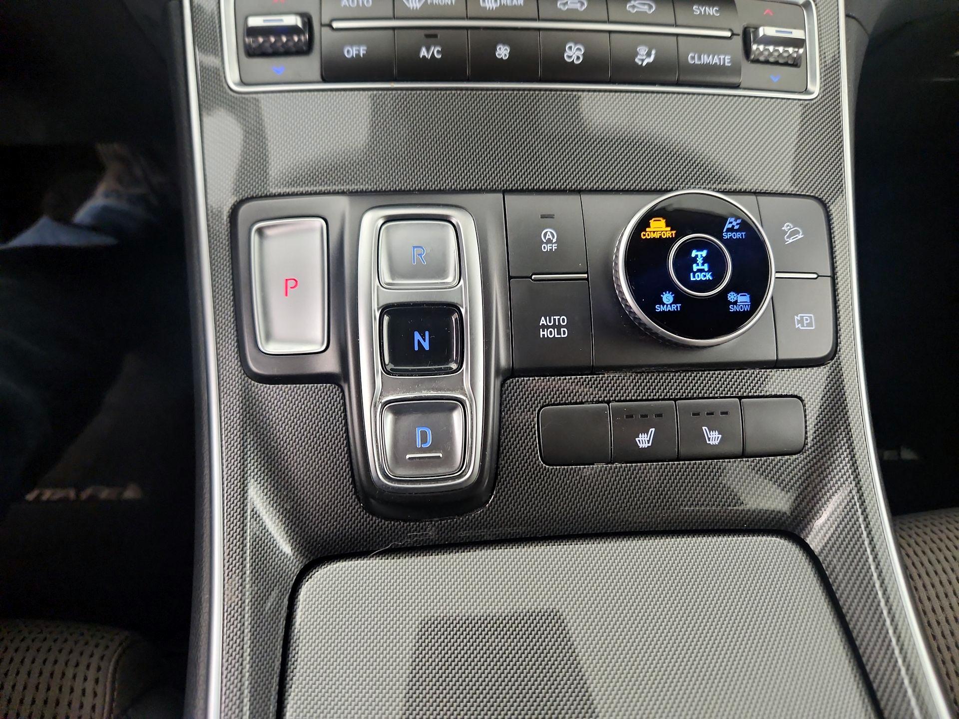 Thumbnail: 2022 Hyundai Santa Fe - 17