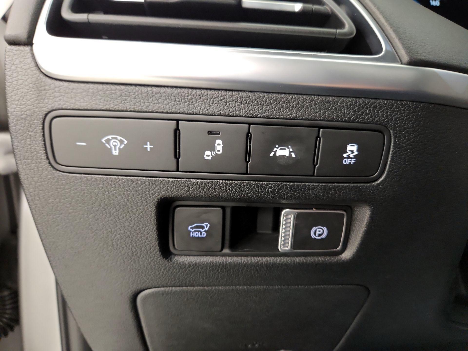 Thumbnail: 2022 Hyundai Palisade - 13