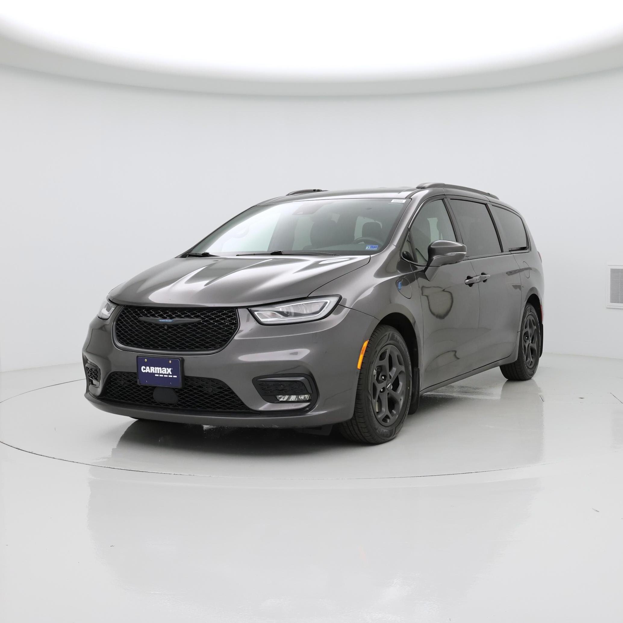 Thumbnail: 2021 Chrysler Pacifica - 4
