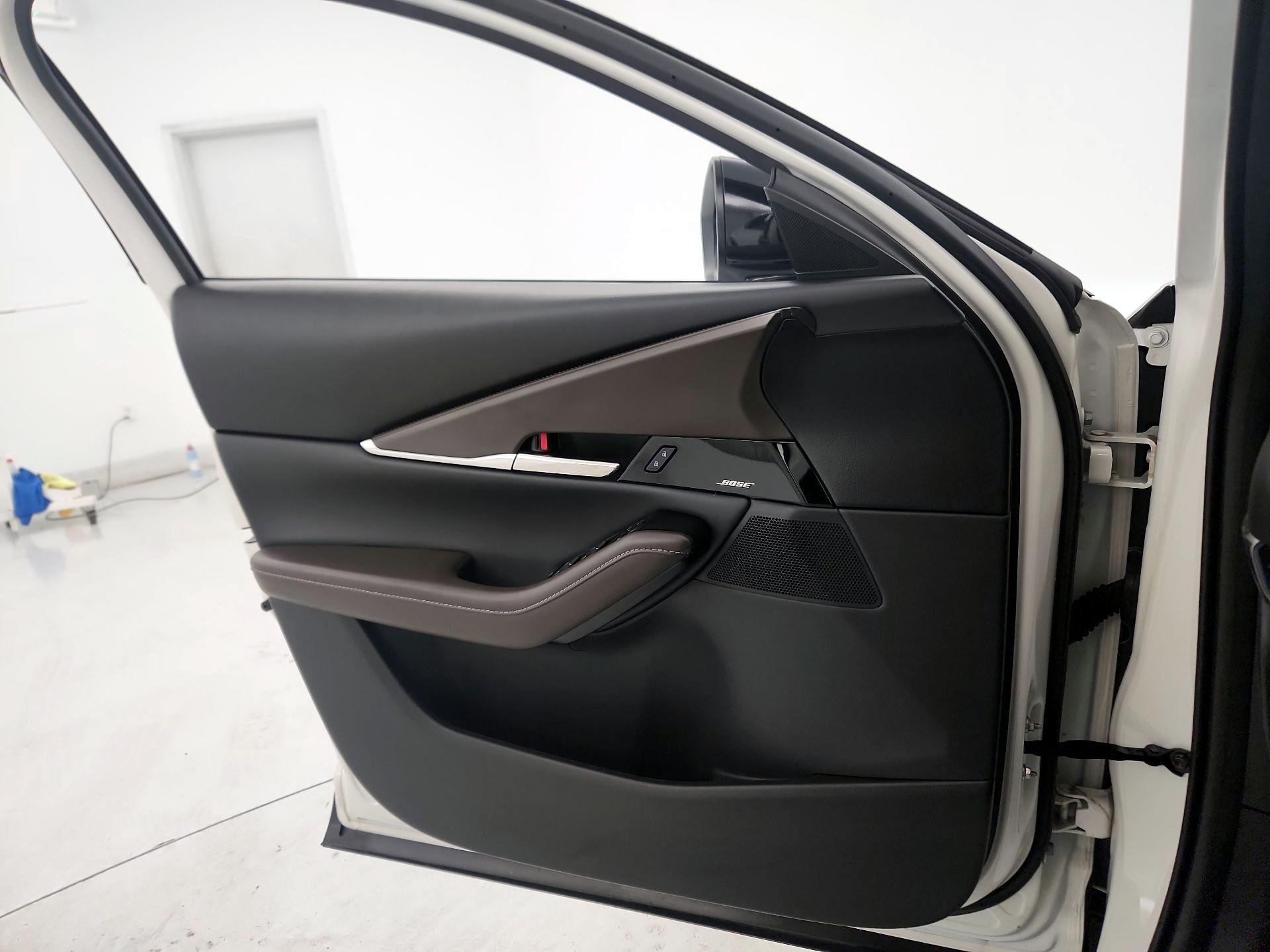 Thumbnail: 2023 Mazda CX-30 - 12