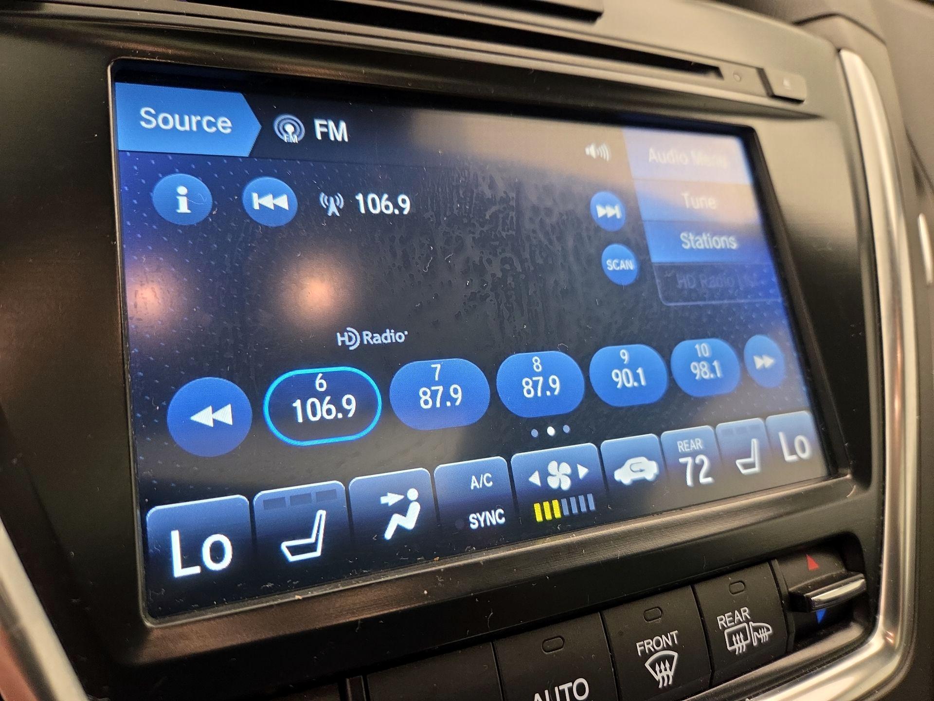 Thumbnail: 2020 Acura MDX - 16