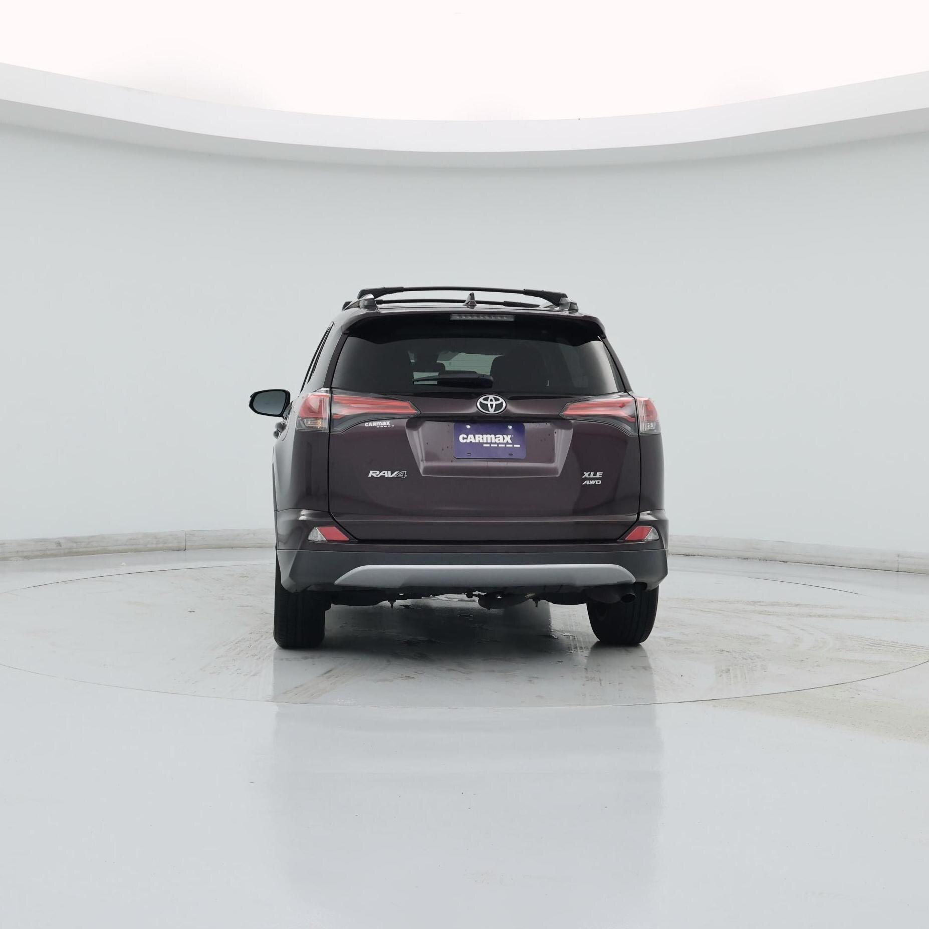 Thumbnail: 2018 Toyota RAV4 - 6