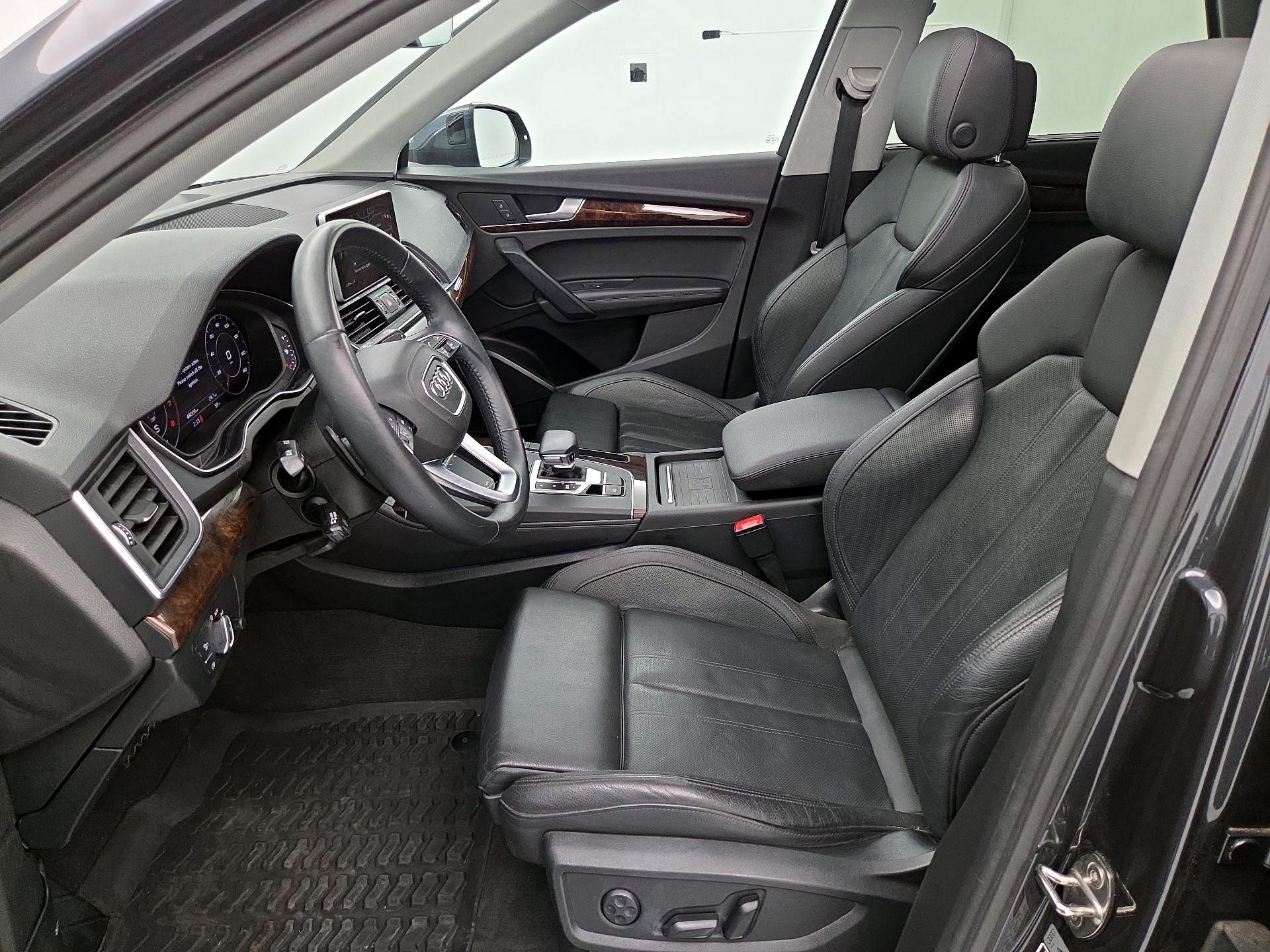 Thumbnail: 2020 Audi Q5 - 11