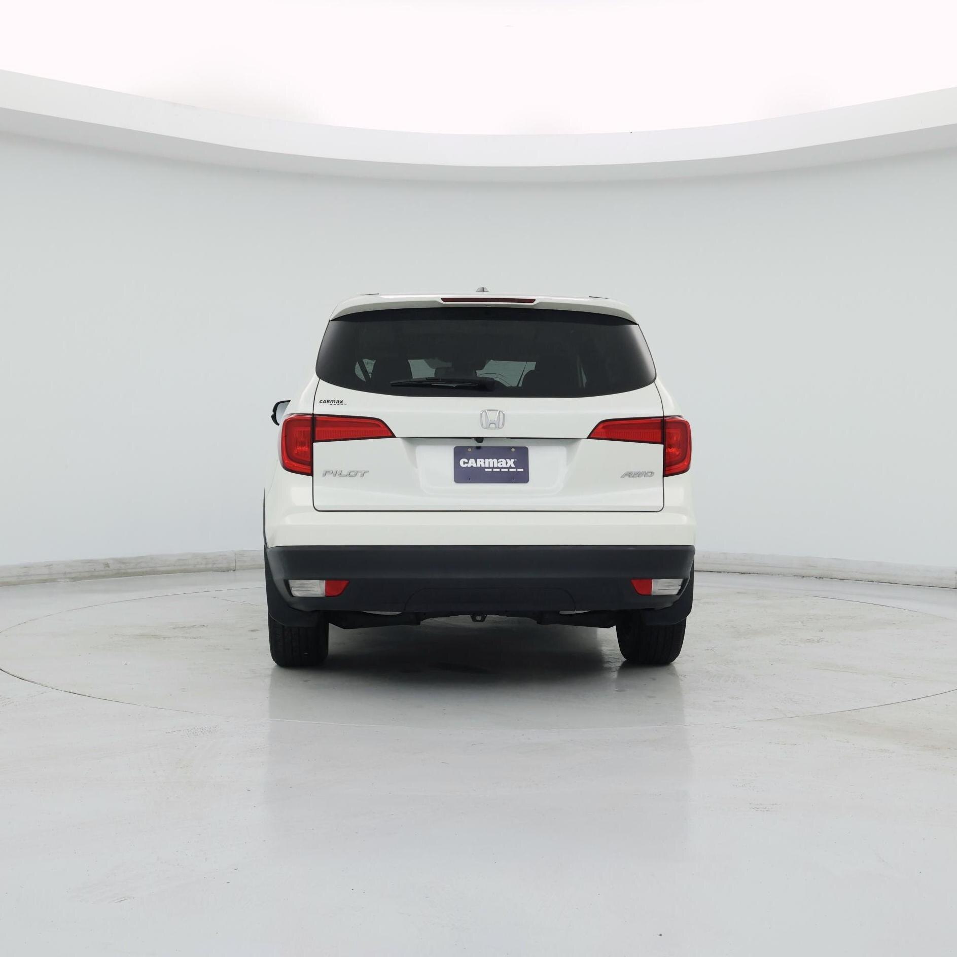 Thumbnail: 2017 Honda Pilot - 6