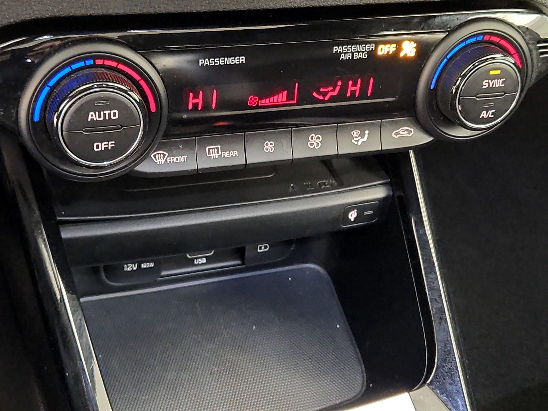 Thumbnail: 2023 Kia Forte - 17