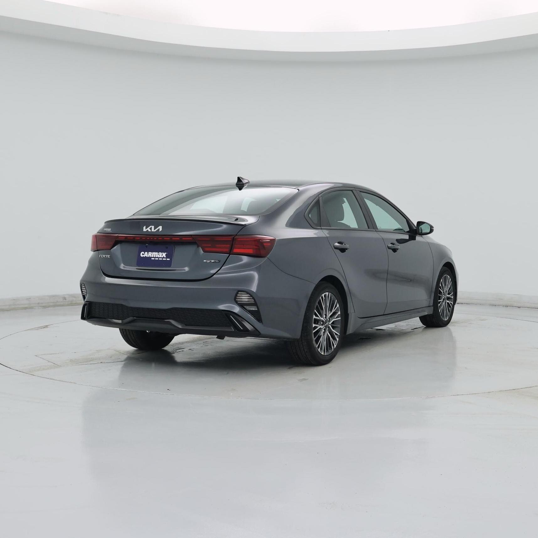 Thumbnail: 2023 Kia Forte - 8