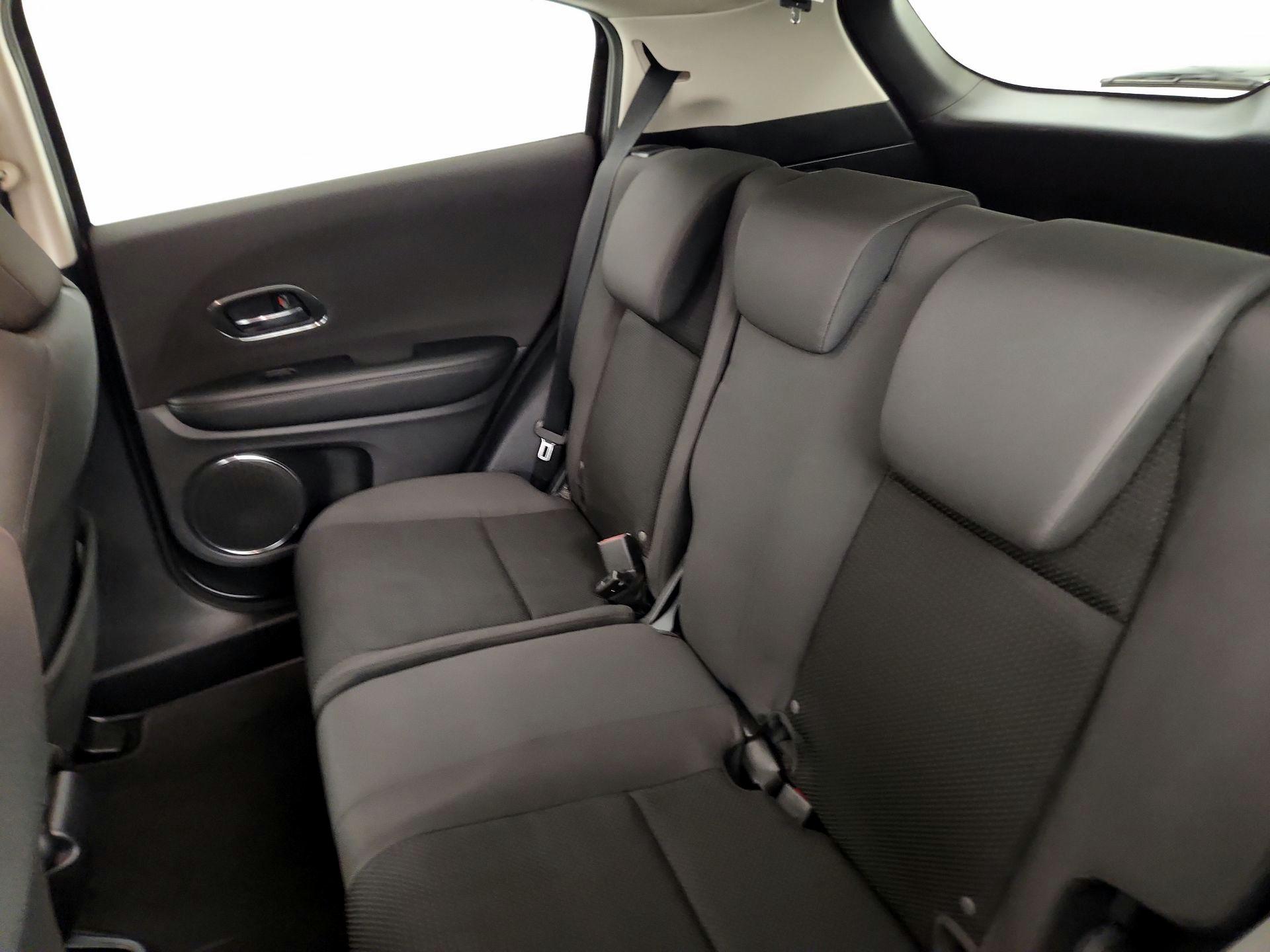 Thumbnail: 2019 Honda HR-V - 19