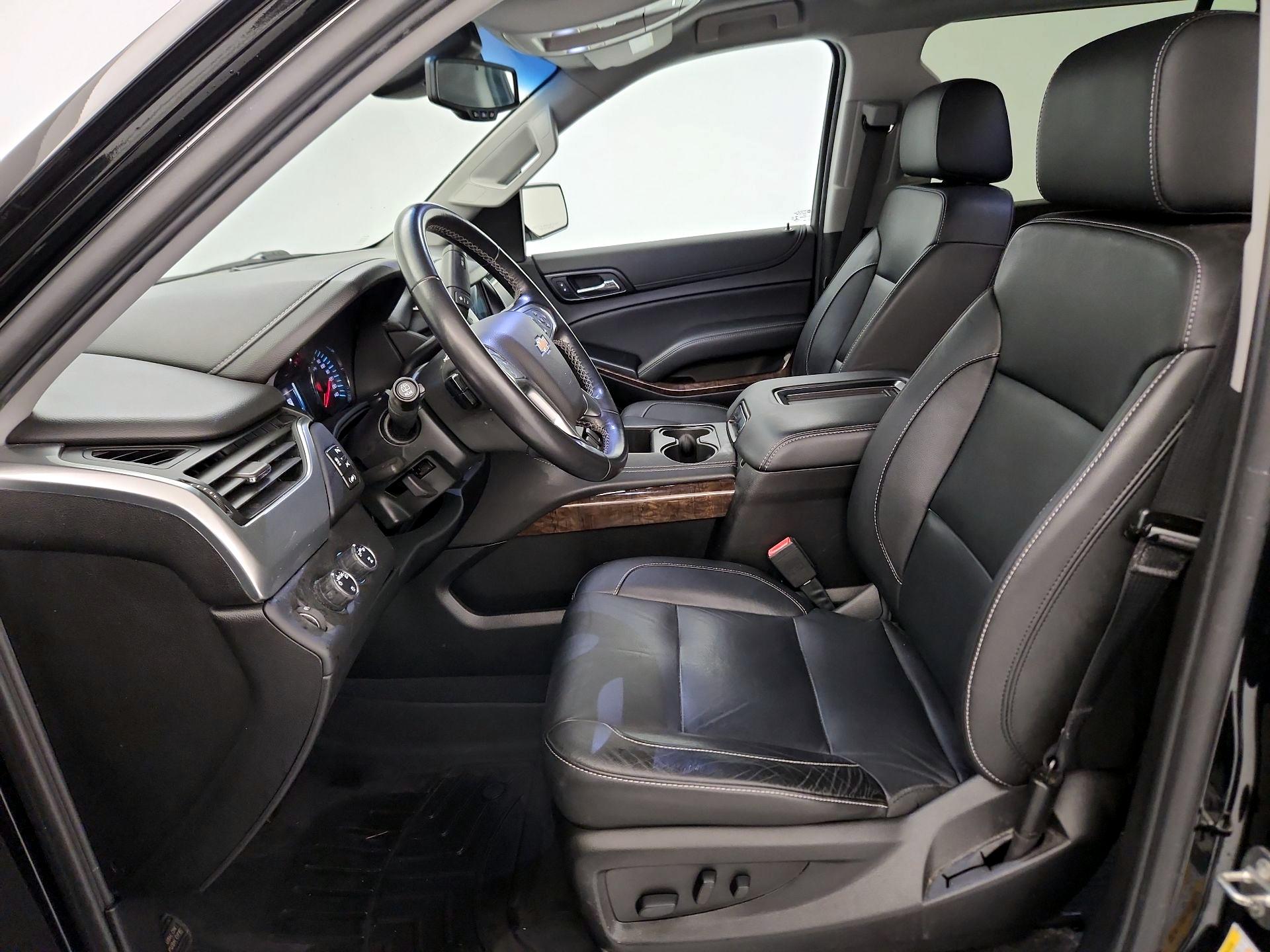 Thumbnail: 2019 Chevrolet Suburban - 11