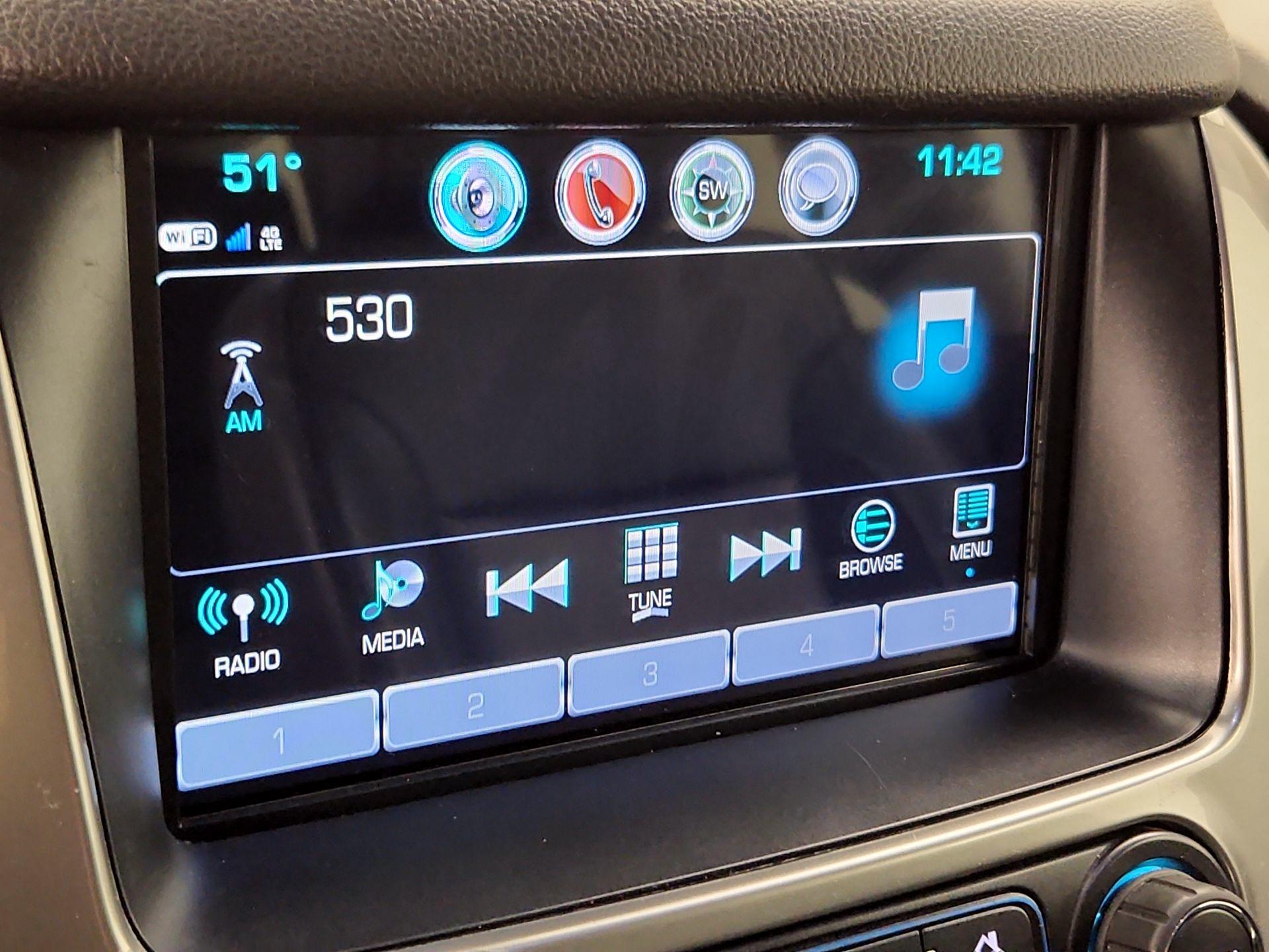 Thumbnail: 2019 Chevrolet Suburban - 16