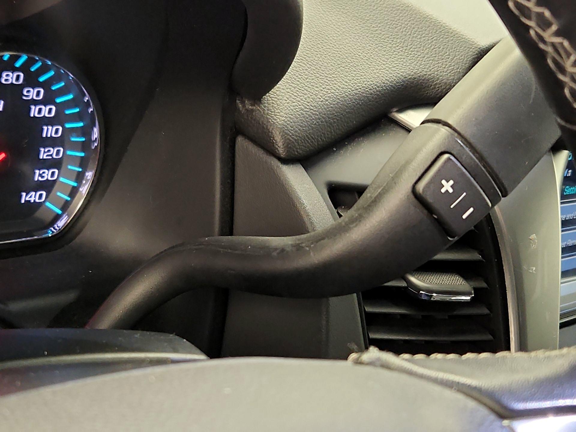 Thumbnail: 2019 Chevrolet Suburban - 18