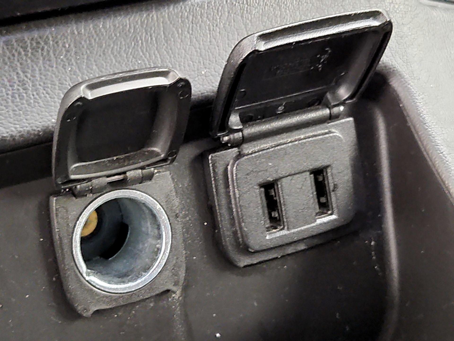 Thumbnail: 2019 Chevrolet Suburban - 19