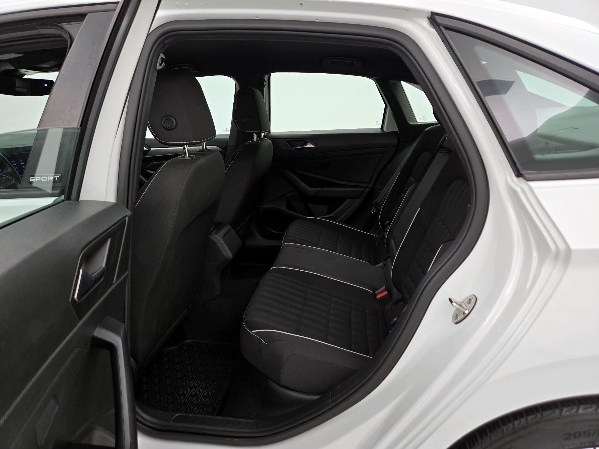 Thumbnail: 2023 Volkswagen Jetta - 19