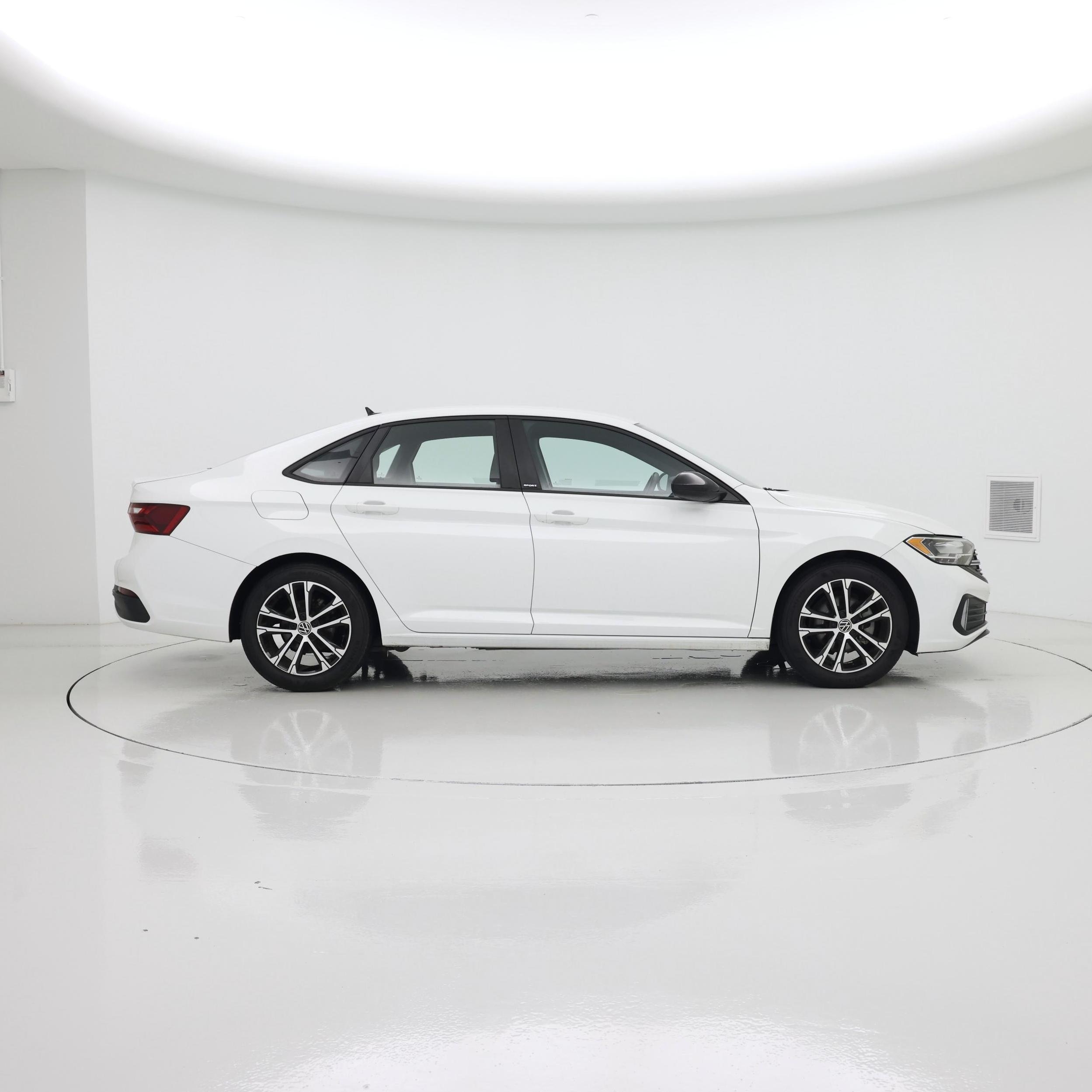 Thumbnail: 2023 Volkswagen Jetta - 7