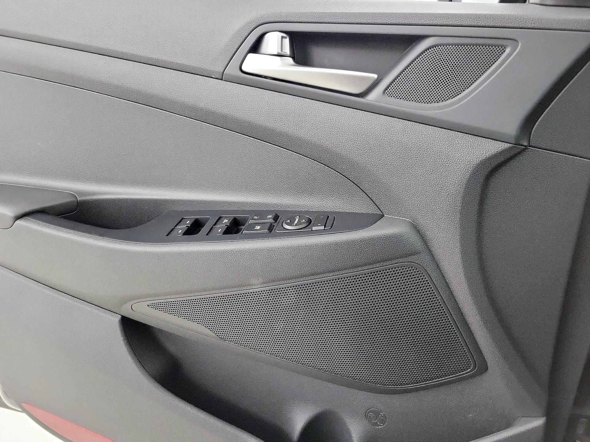 Thumbnail: 2020 Hyundai Tucson - 12