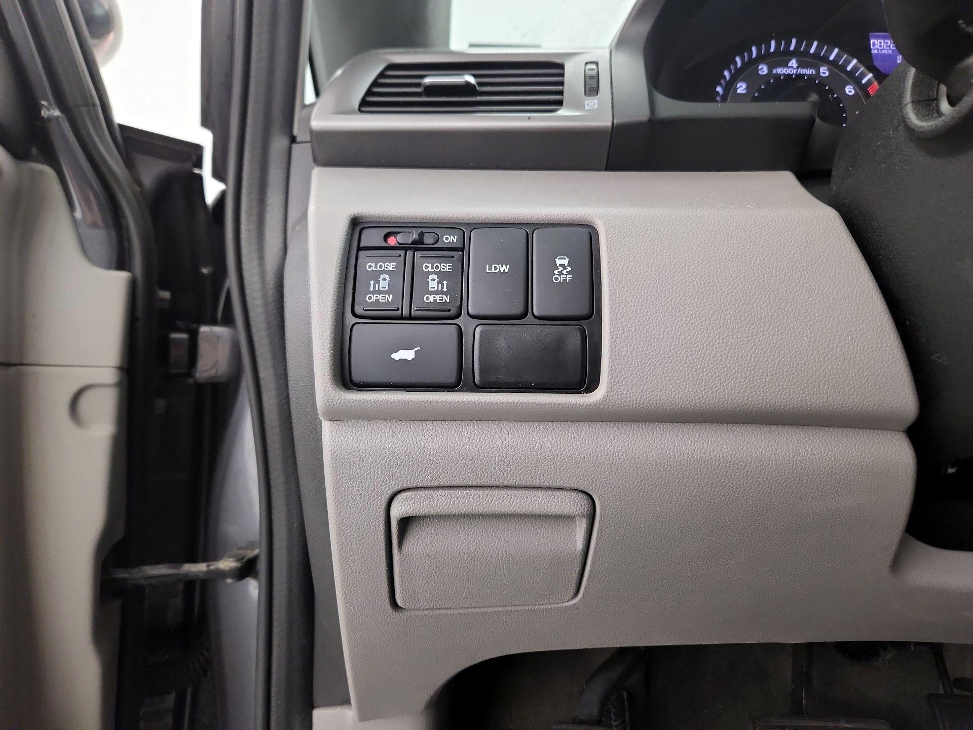 Thumbnail: 2016 Honda Odyssey - 13