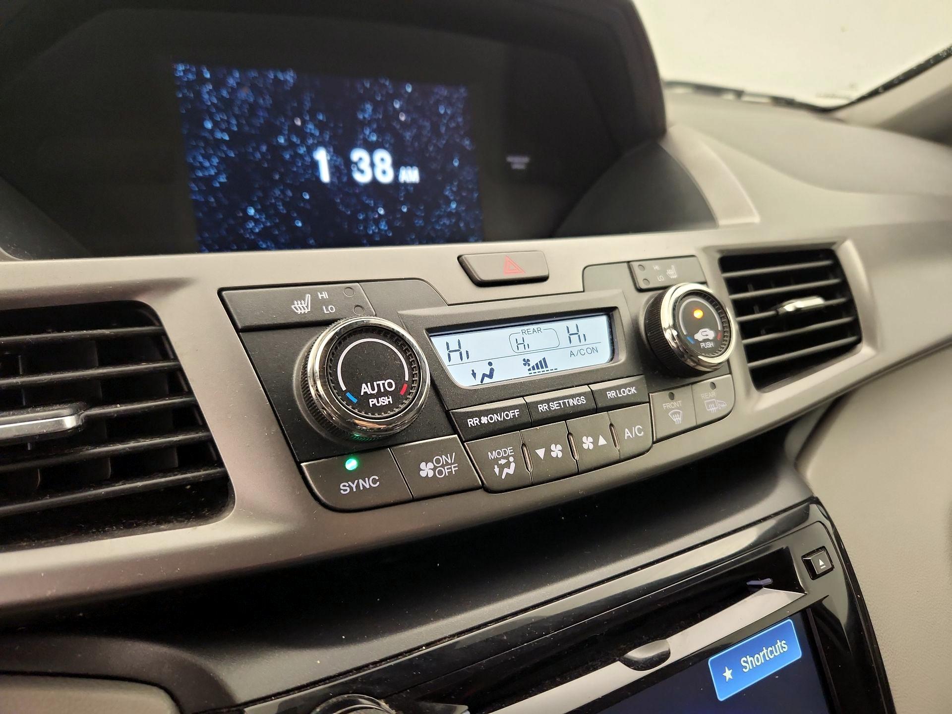 Thumbnail: 2016 Honda Odyssey - 16