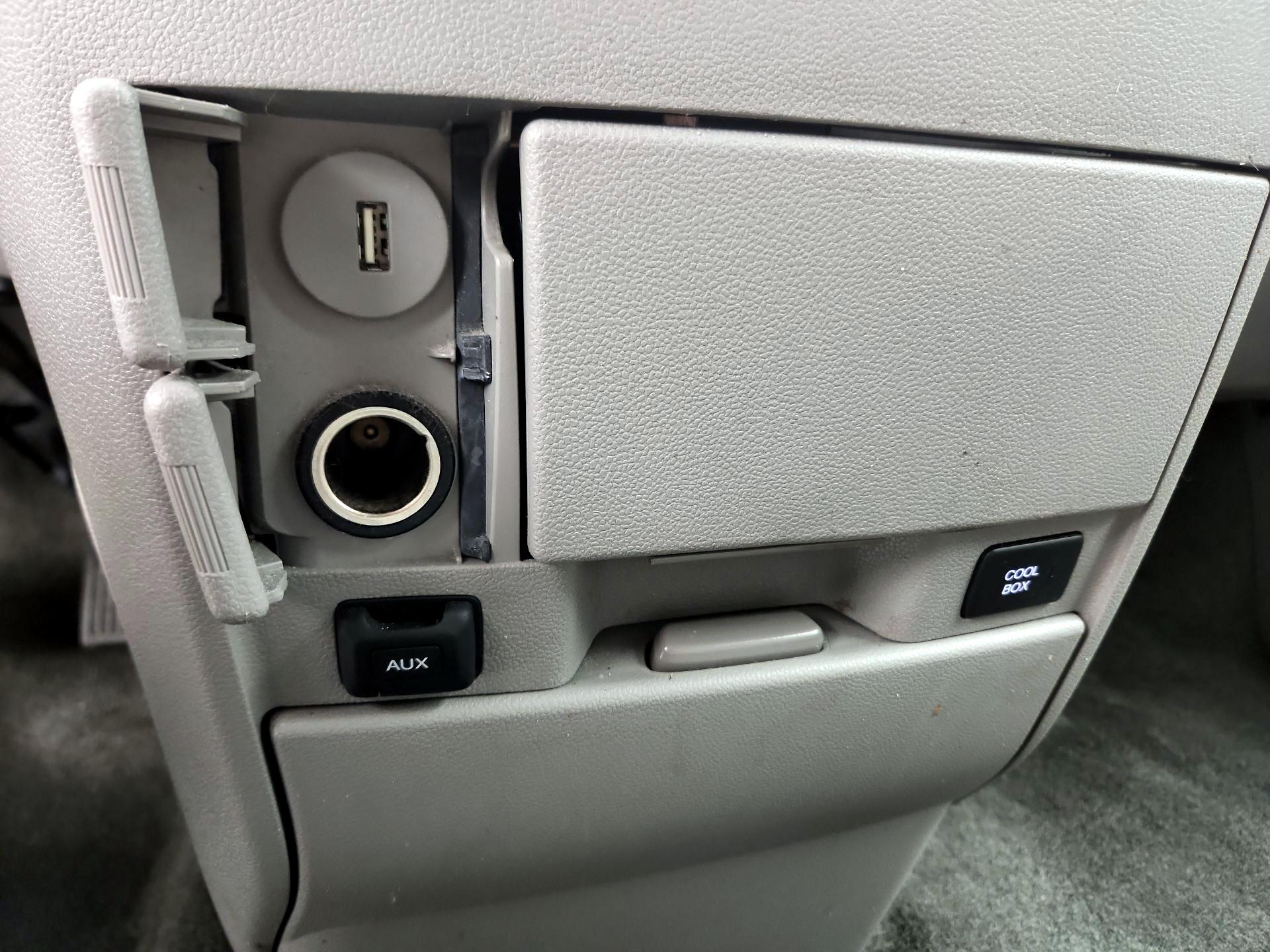 Thumbnail: 2016 Honda Odyssey - 18