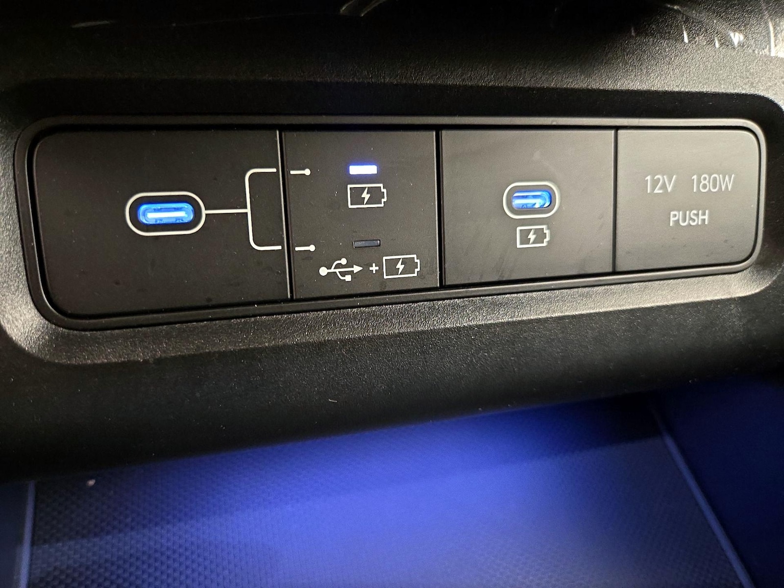2025 Hyundai Tucson Limited - Photo 20