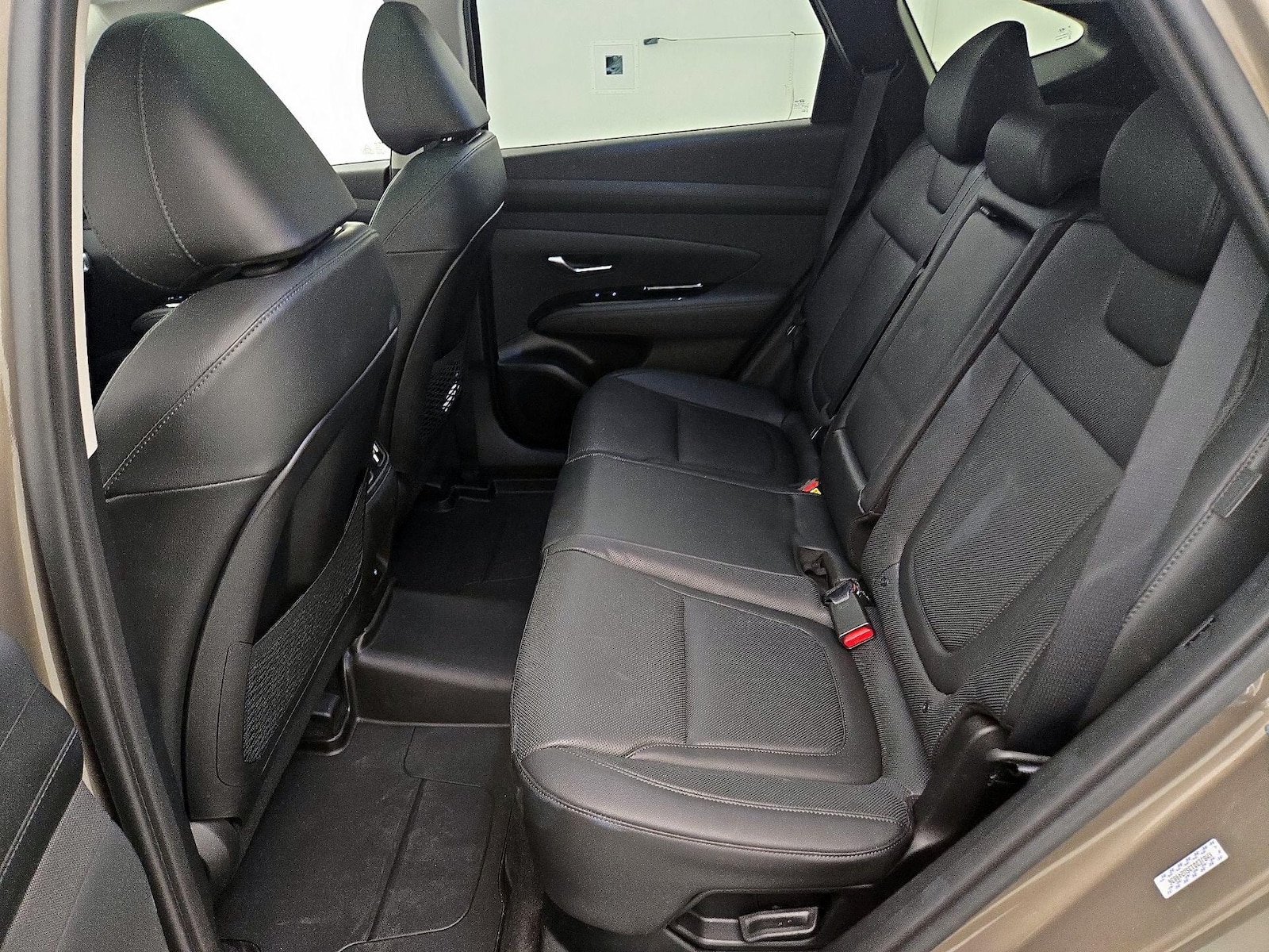 2025 Hyundai Tucson Limited - Photo 22