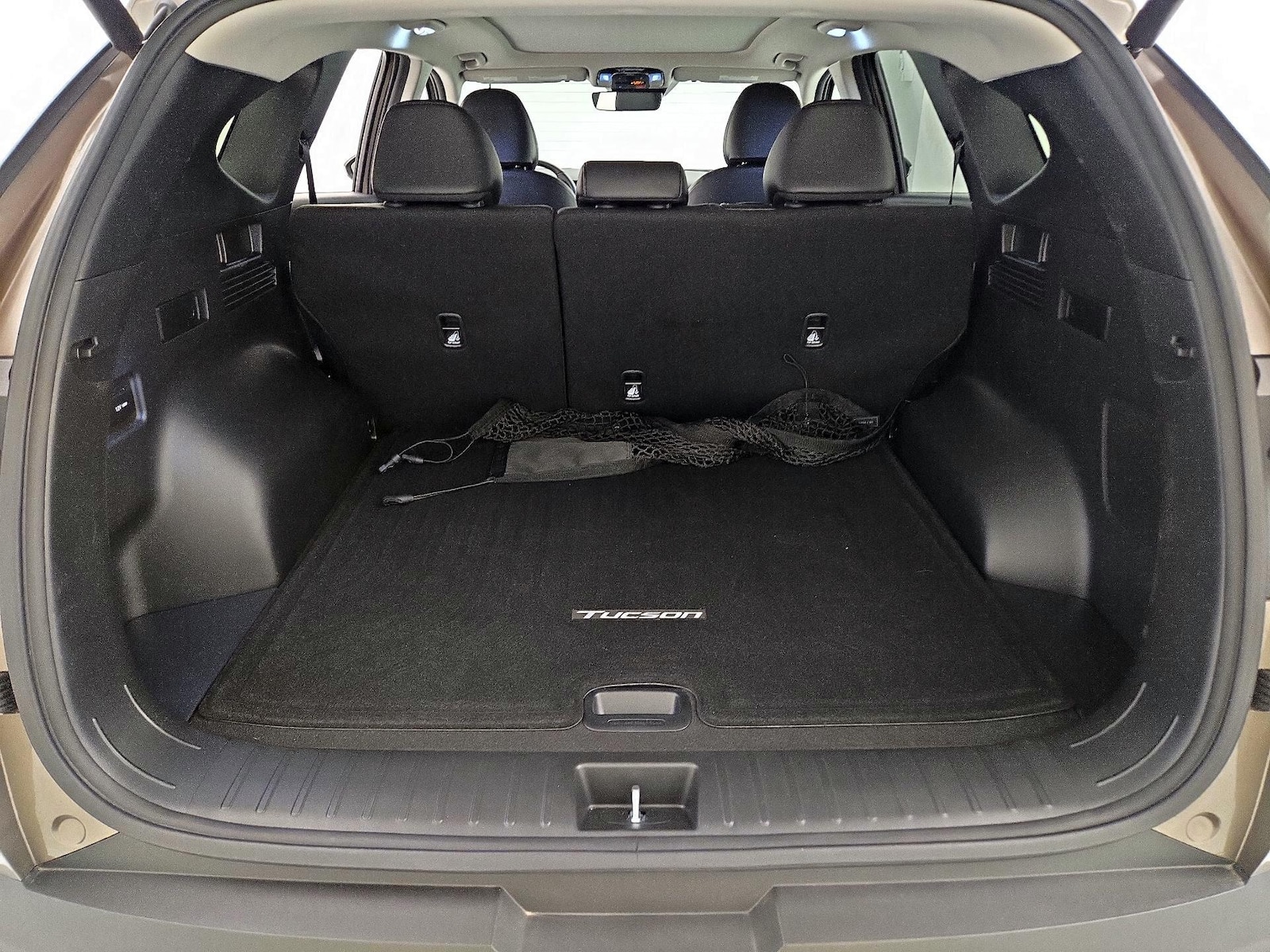 2025 Hyundai Tucson Limited - Photo 23