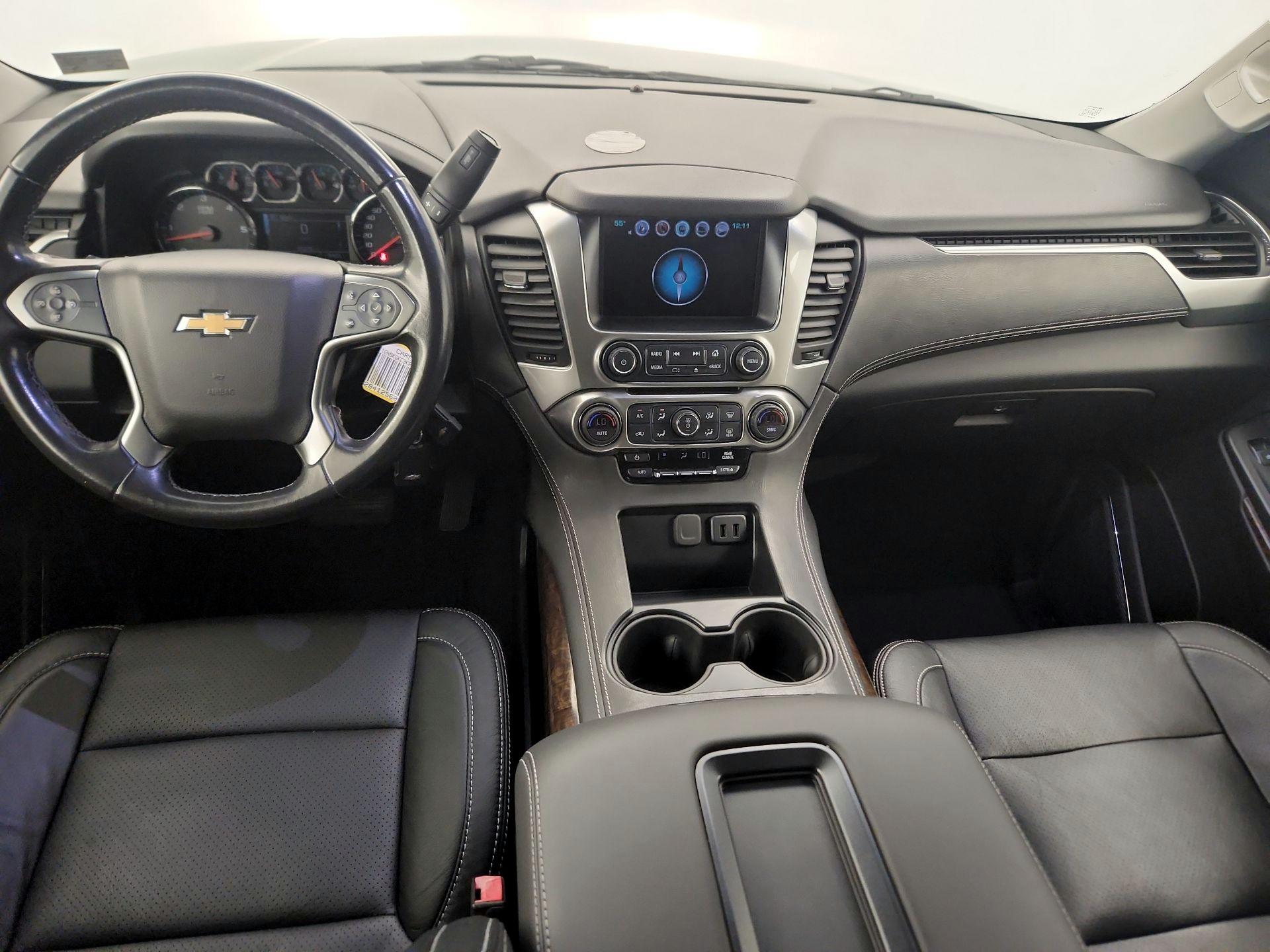 Thumbnail: 2019 Chevrolet Suburban - 9